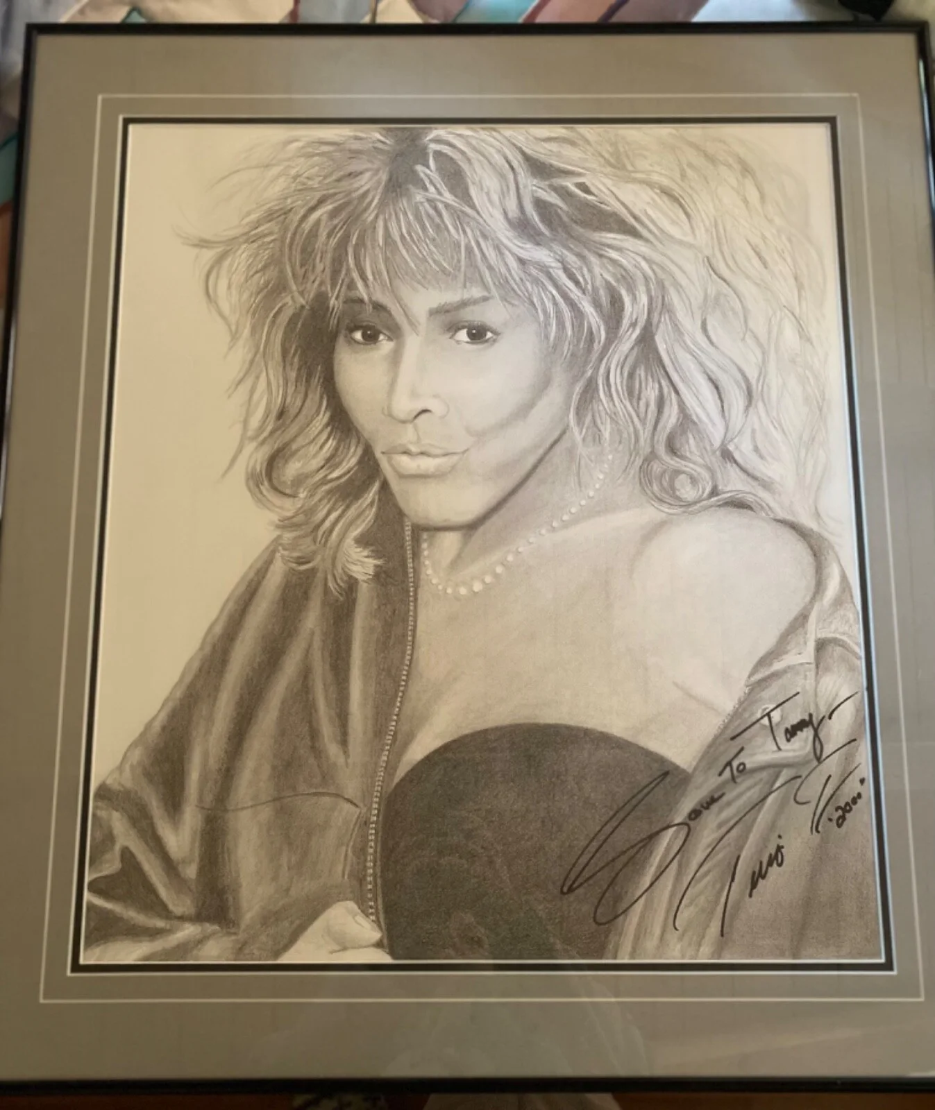 🔥TINA TURNER AUTOGRAPHED PENCIL AND GRAPHITE SKETCH HUGE AND ONLY ONE., image 5