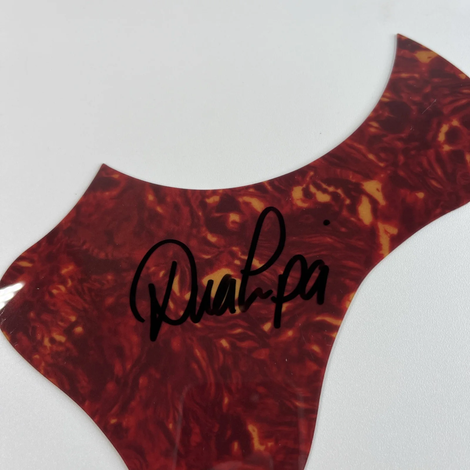 Dua Lipa Signed Guitar Pick Guard Pop Music Star Autographed w/COA Hologram, изображение 2
