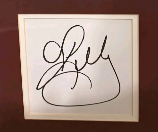 Kelly Clarkson Signed Cut Autograph Framed Beckett BAS Likely Pass, image 2