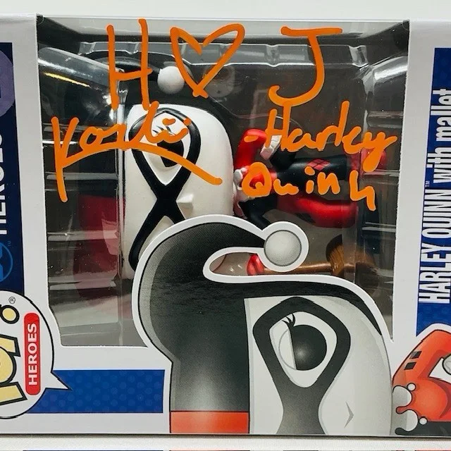 Karlii Hoch Autographed DC Super Heroes Harley Quinn With Mallet Funk Pop #45 OC, изображение 2