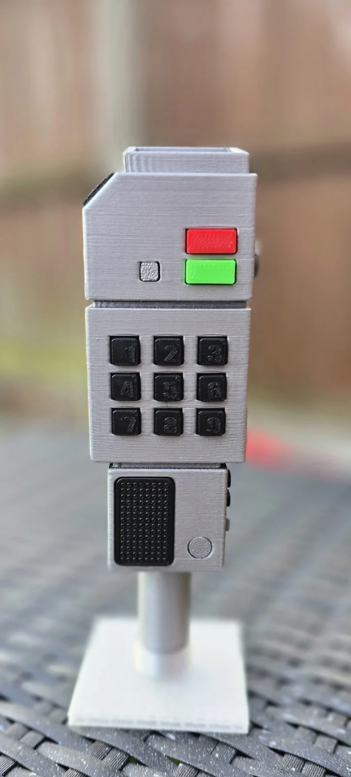 Commlock Inspired Prop – Space: 1999 Style 3D Printed Display Model, image 4