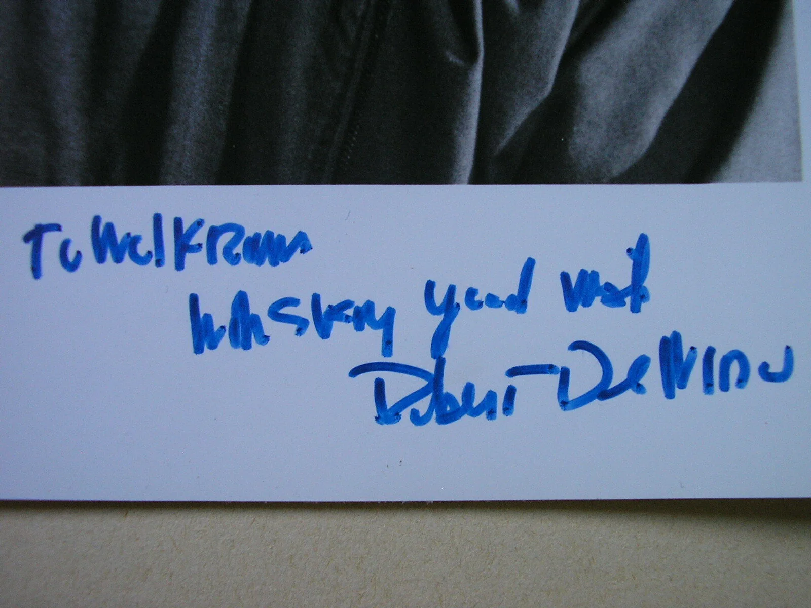ROBERT DE NIRO — ROBERT DE NIRO ORIGINAL AUTOGRAPH TO A GERMAN FAN COLLECTOR ON PHOTO PRINT, image 2