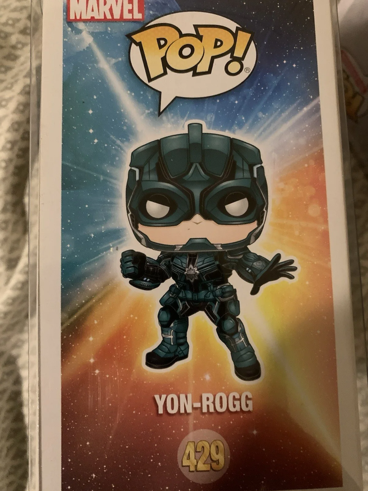 Jude Law — Jude Law Signed Yon-Rogg Funko Captain Marvel 429 Authentic Autograph Beckett, image 2