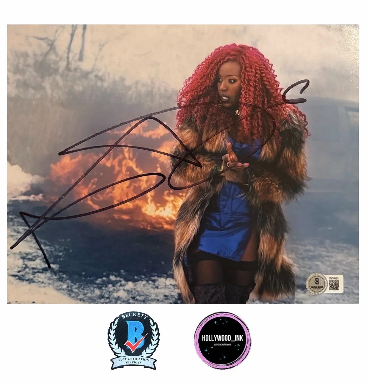 Anna Diop — ANNA DIOP SIGNED 8X10 DC COMICS TEEN TITANS STARFIRE PHOTO BECKETT BV18526