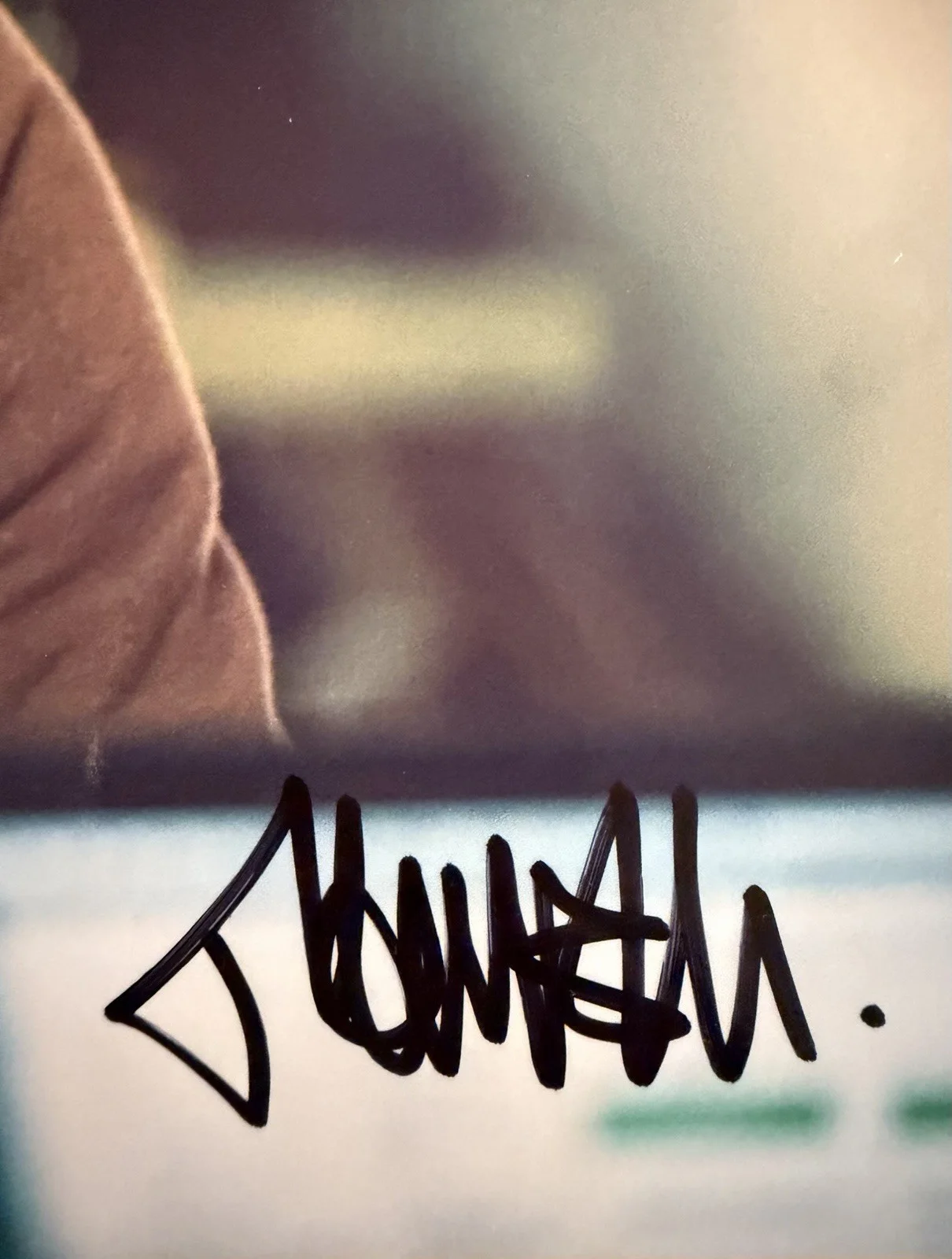 Thomas Middleditch — THOMAS MIDDLEDITCH SIGNED 8x10 PHOTO SILICONE VALLEY RICHARD HENDERICKS BECKETT, image 2