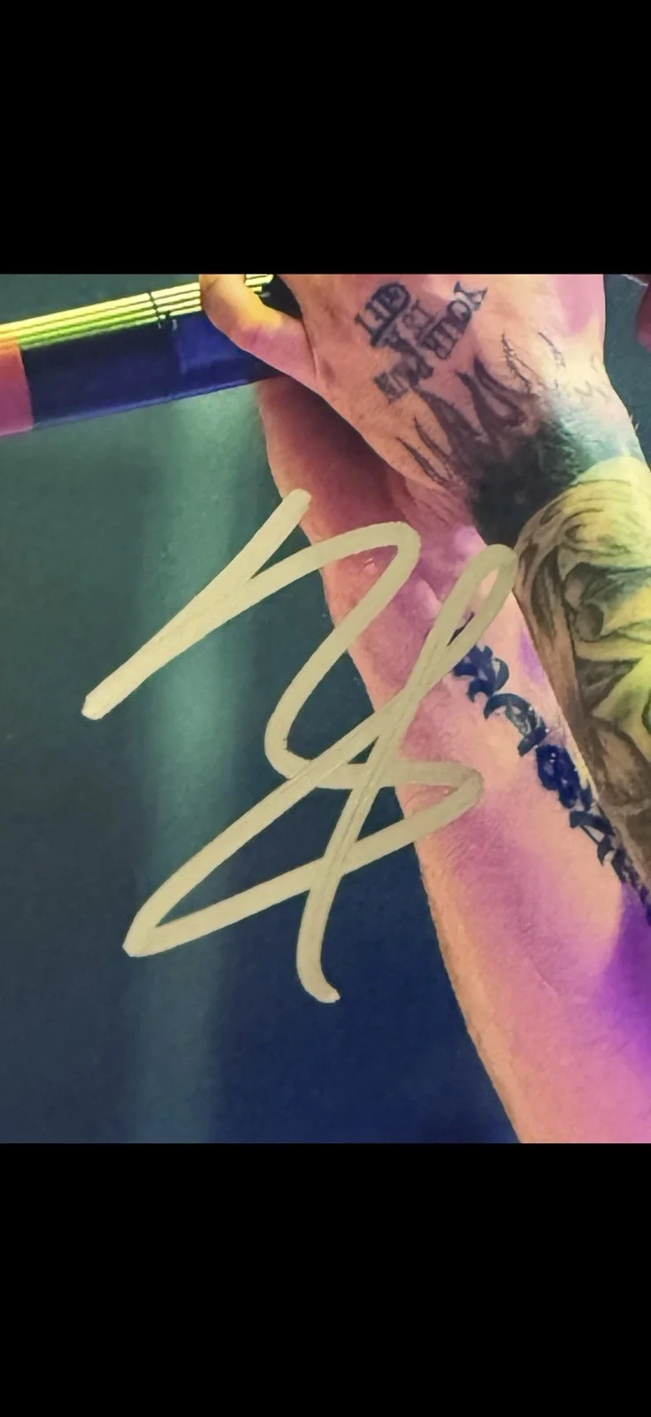 Shinedown Frontman Brent Smith Signed Autographed Photo *Proof Of Signing, изображение 2