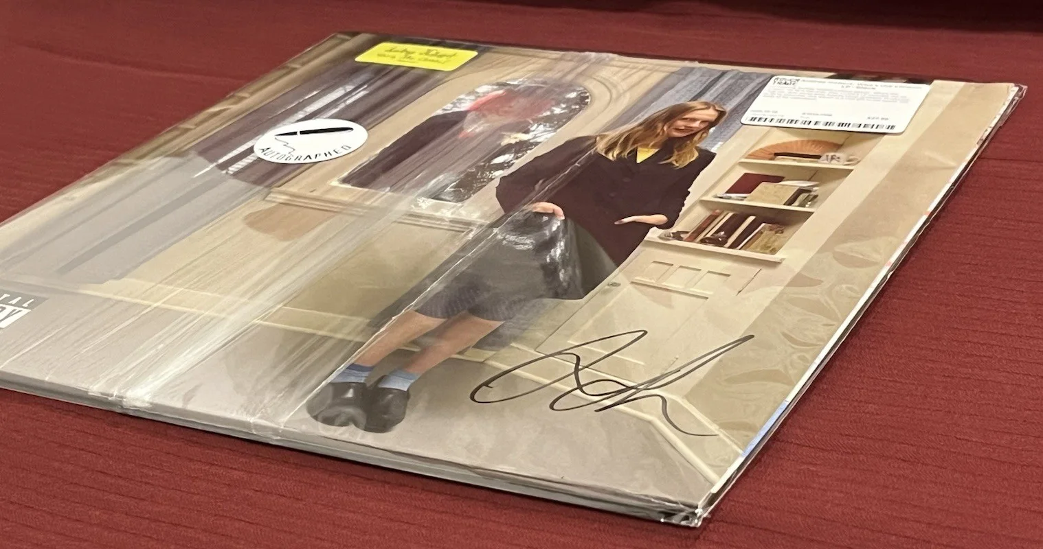 AUDREY HOBERT SIGNED WHOS THE CLOWN VINYL RECORD ON COVER AUTOGRAPH COA A, image 5