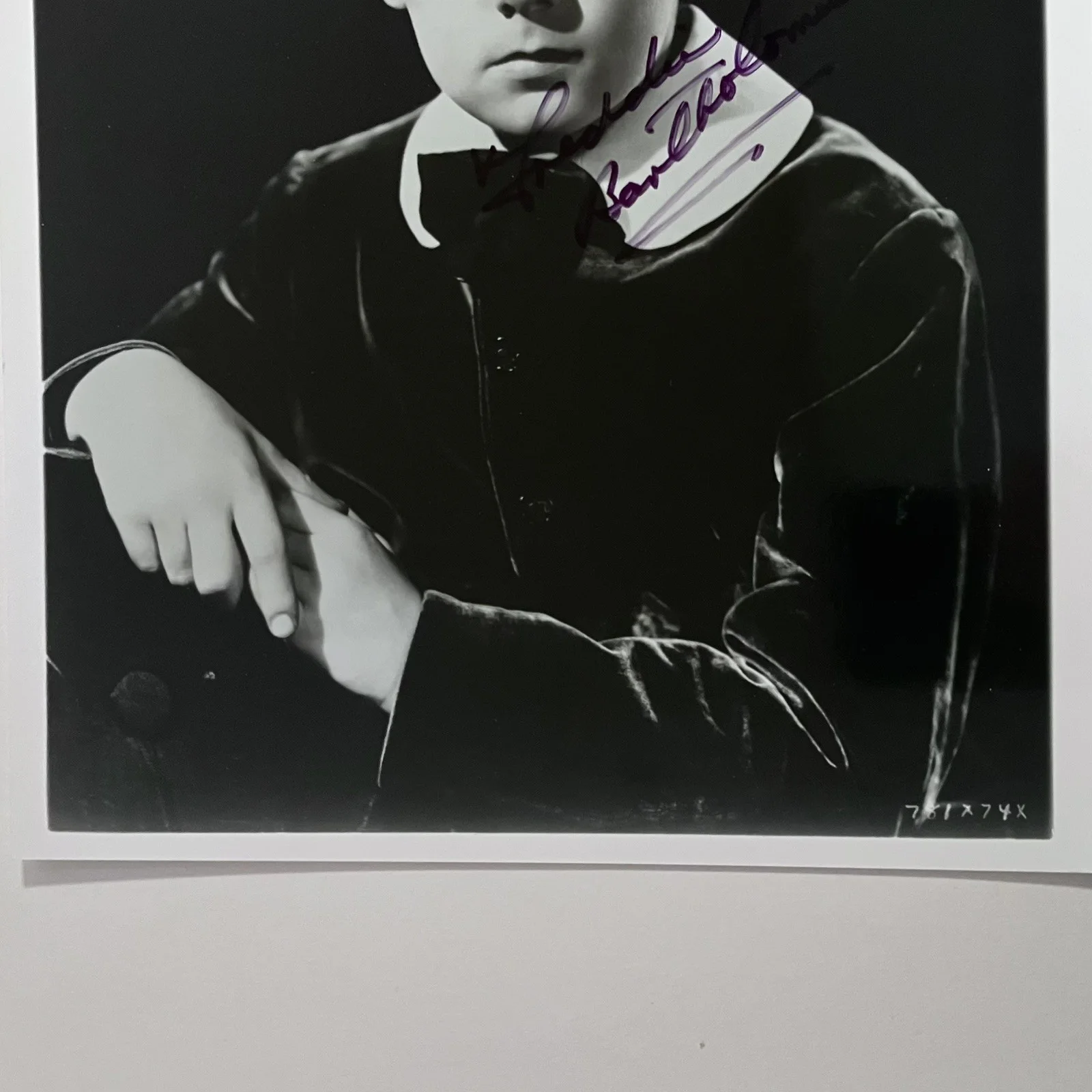 Freddie Bartholomew — FREDDIE BARTHOLOMEW d.1992 Signed 8x10 / DAVID COPPERFIELD, Captains Courageous, image 3