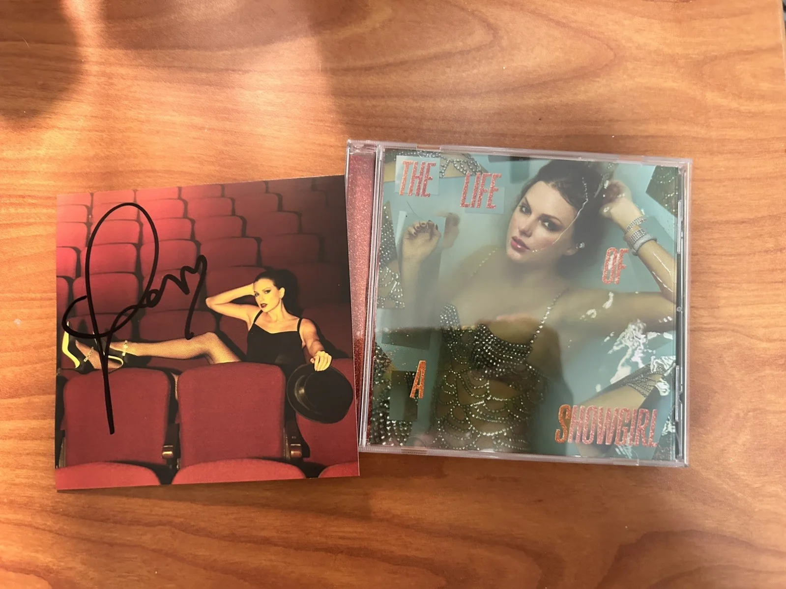 The Life of a Showgirl CD & Autographed Booklet Original Signed, изображение 3