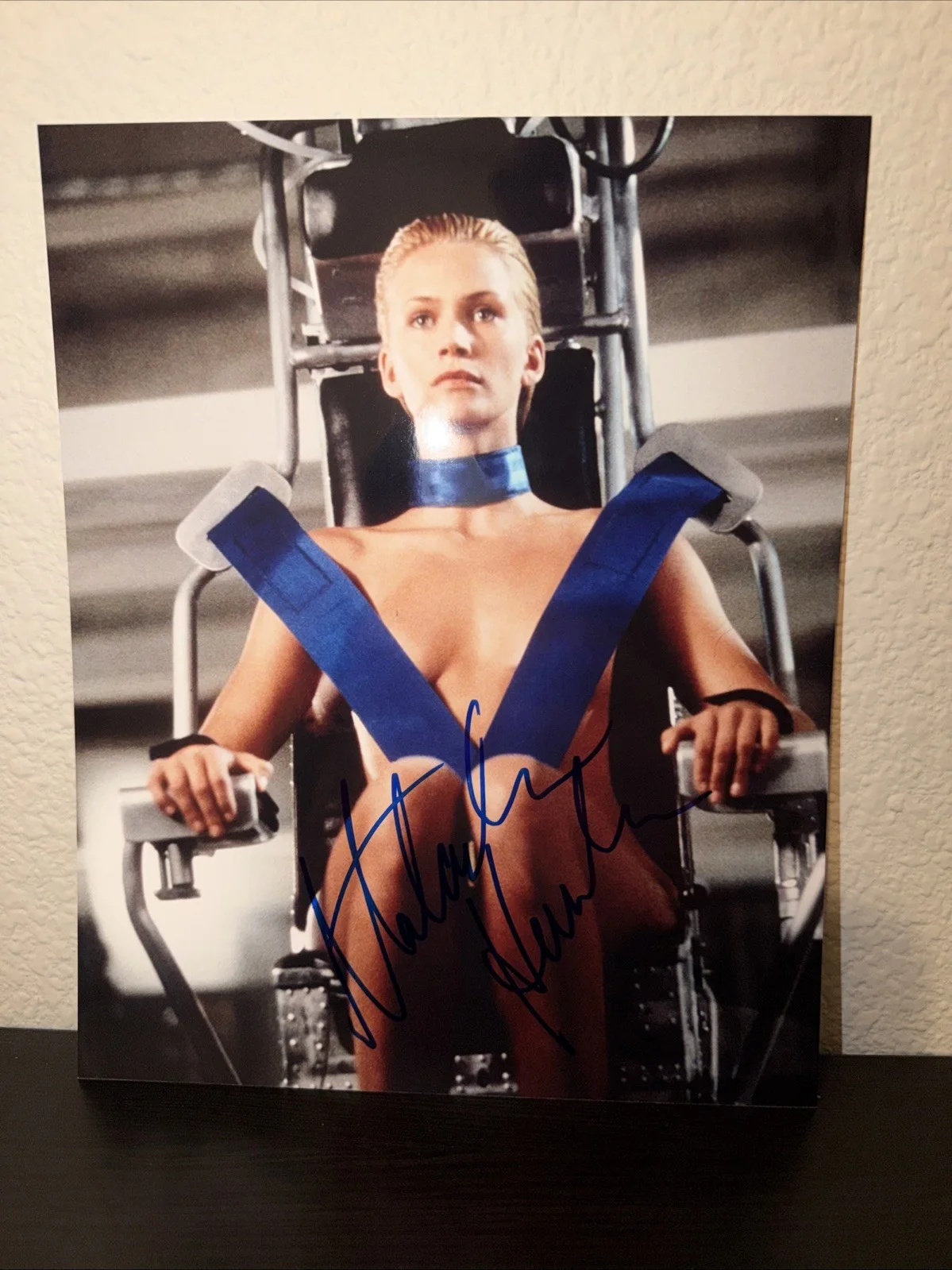 Natasha Henstridge — Natasha Henstridge Signed 8x10 Photo Autograph Species