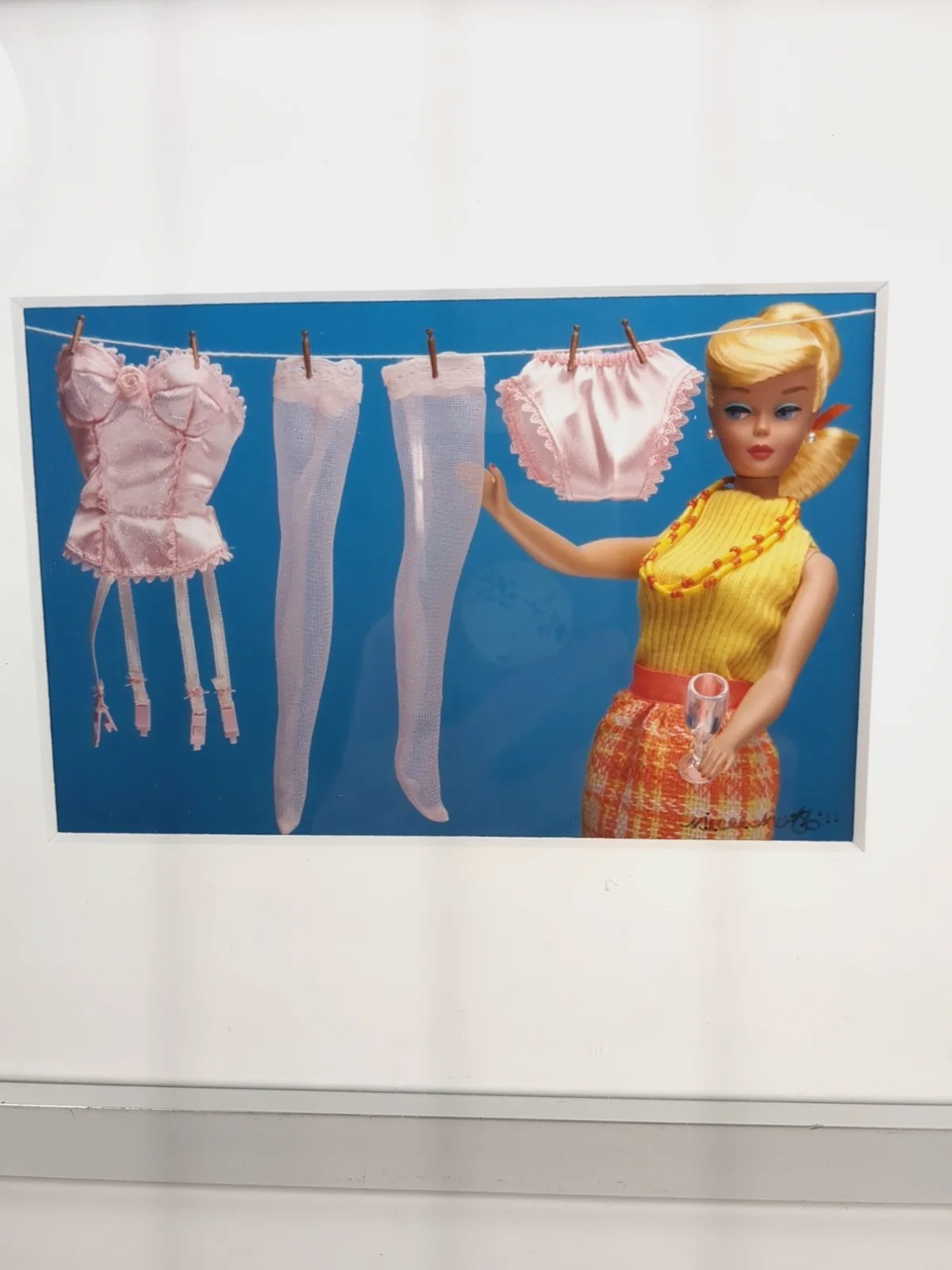 Artist — Framed Barbie Photo Lingerie Hanging on Clothesline Wine Glass, изображение 2