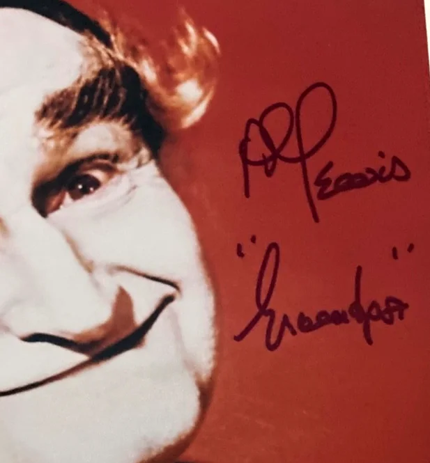Al Lewis — SIGNED Al Lewis GRANDPA MUNSTER 8x10" Color Photo AUTOGRAPHED, изображение 2