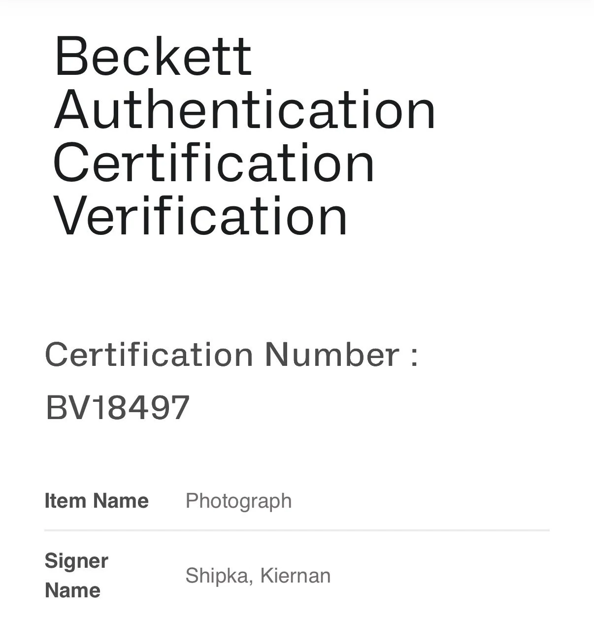 Kiernan Shipka — KIERNAN SHIKPA SIGNED 8x10 AUTOGRAPH SEXY SABRINA PHOTO BECKETT HOLO BV18497, изображение 3