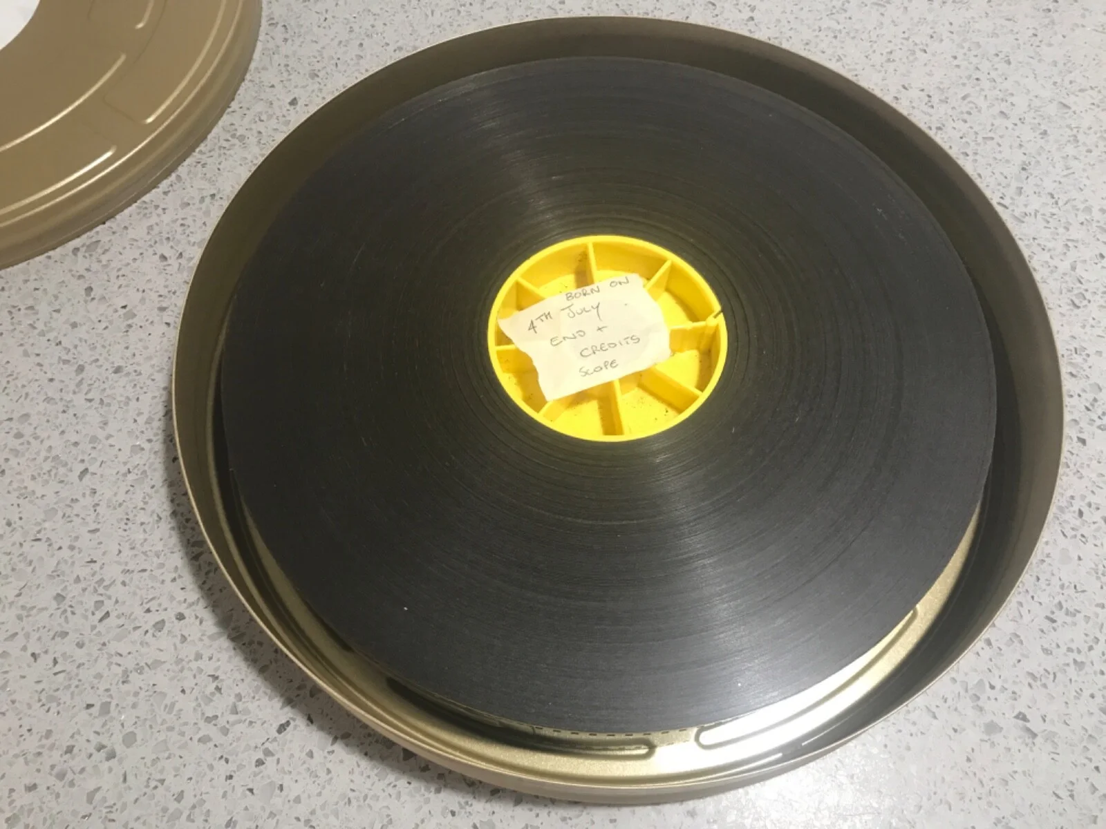 35mm Movie Film Cell Cinema Reel no.8 - BORN ON THE FOURTH OF JULY - Tom Cruise, изображение 2