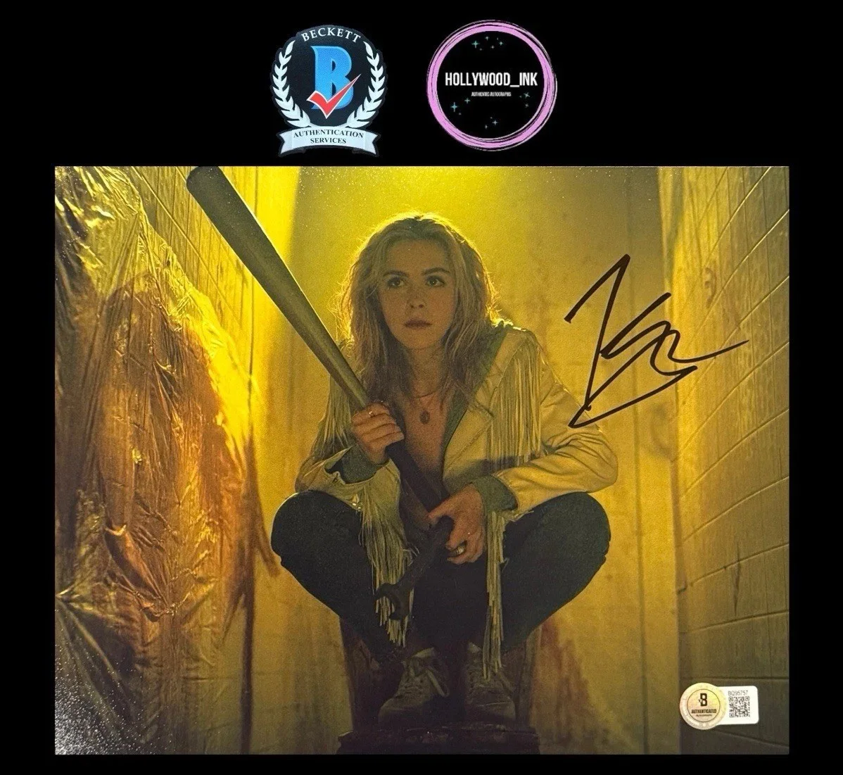 Kiernan Shipka — KIERNAN SHIKPA SIGNED 8x10 AUTOGRAPH TOTALLY KILLER PHOTO BECKETT BQ95757