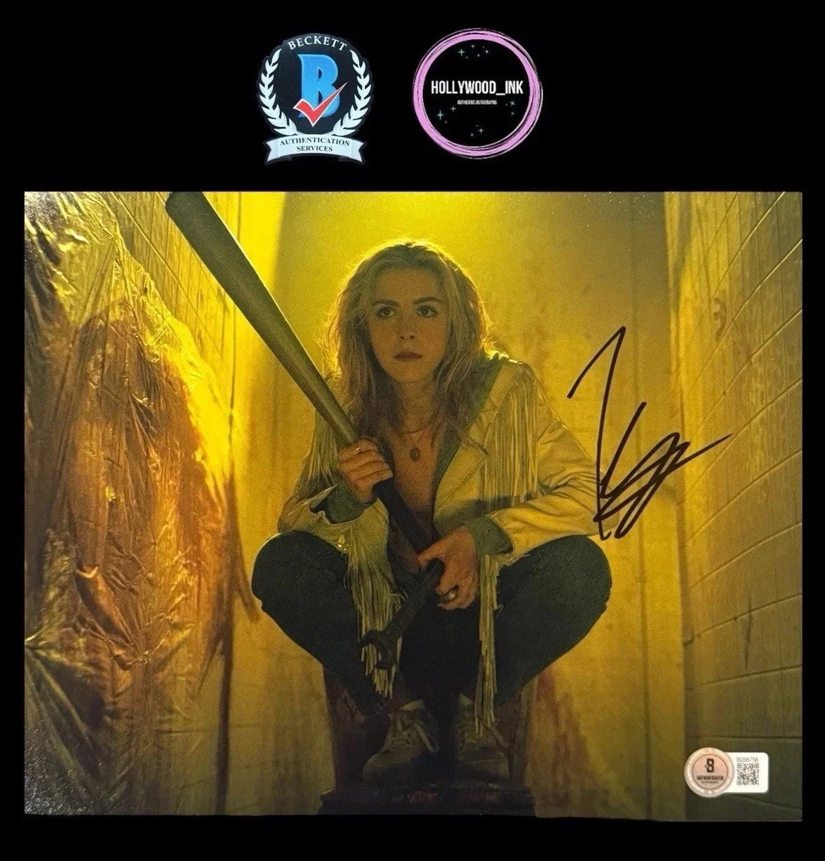 Kiernan Shipka — KIERNAN SHIKPA SIGNED 8x10 AUTOGRAPH TOTALLY KILLER PHOTO BECKETT BQ95758