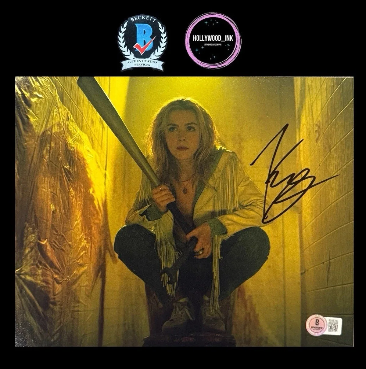 Kiernan Shipka — KIERNAN SHIKPA SIGNED 8x10 AUTOGRAPH TOTALLY KILLER PHOTO BECKETT BQ95756