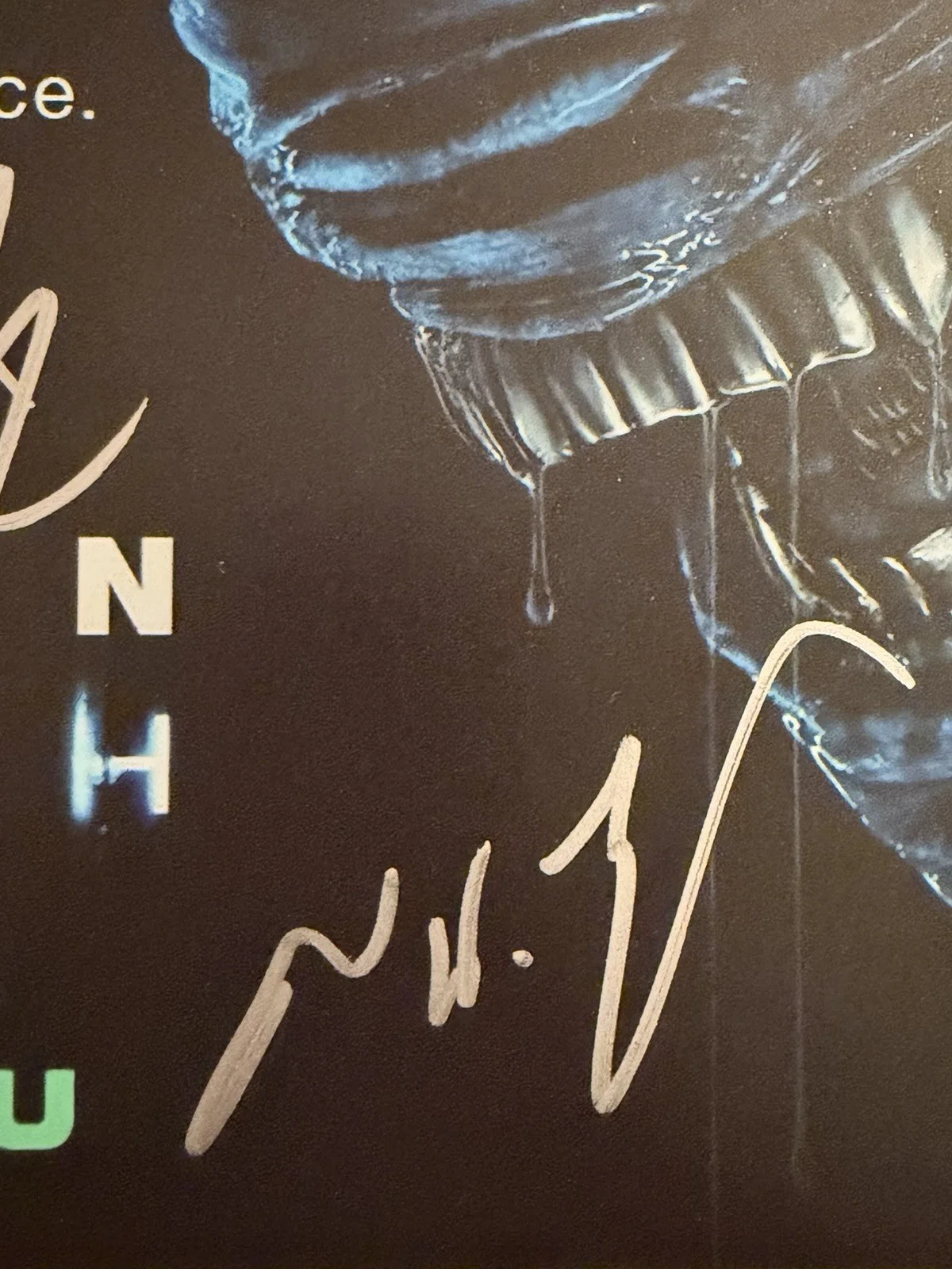 Sydney Chandler — ALIEN EARTH SIGNED SYDNEY CHANDLER BABOU CESSAY DAVID ZUCKER 11x14 PHOTO BECKETT, изображение 4