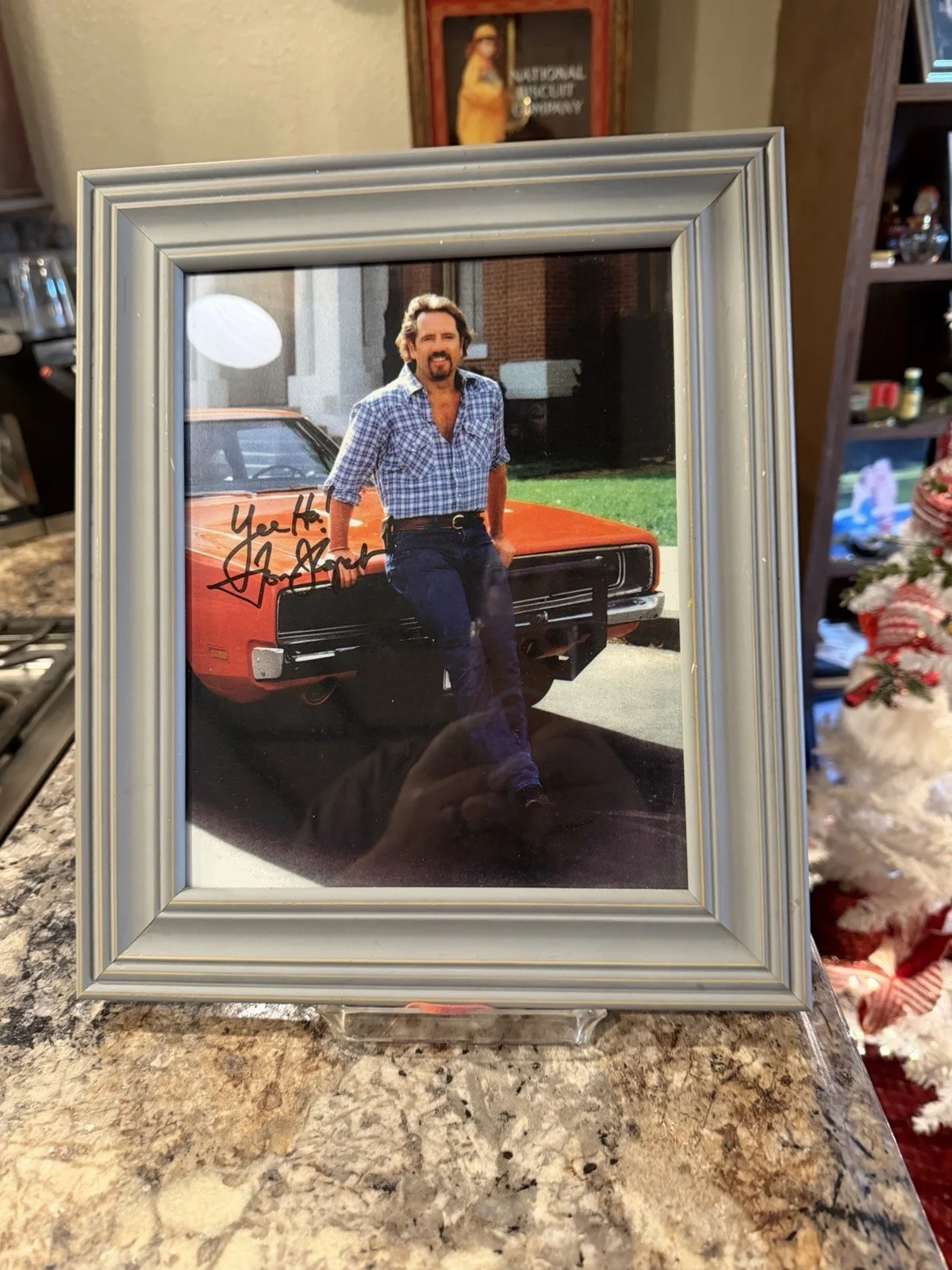 Tom Wopat — Tom Wopat/Luke Duke/The Dukes Of Hazzard Signed 8x10 General Lee Framed READ👇, изображение 3