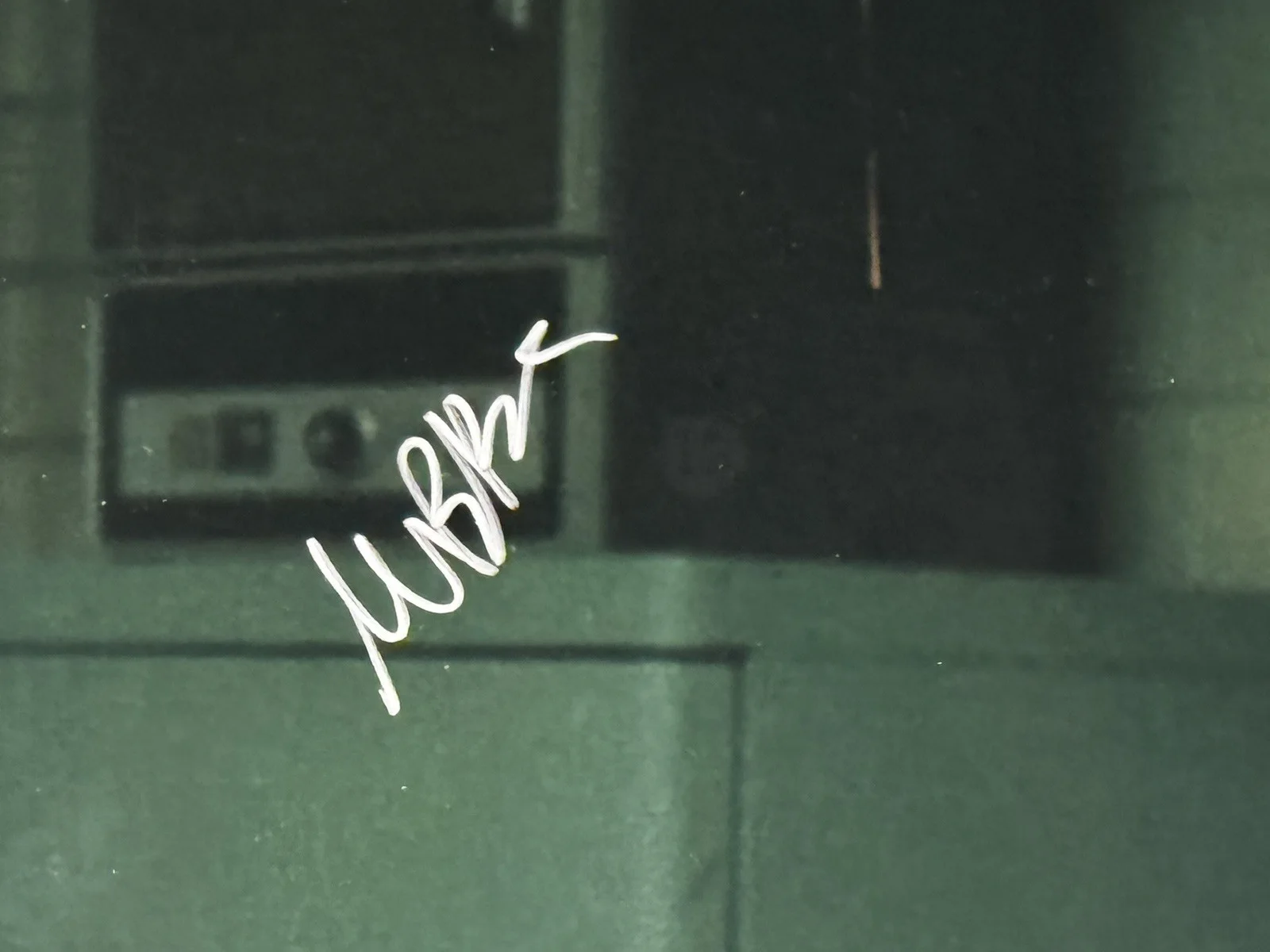 Millie Bobby Brown — Millie Bobby Brown Signed And Custom Framed Stranger Things 10x20 Photo Auto BSA, изображение 3
