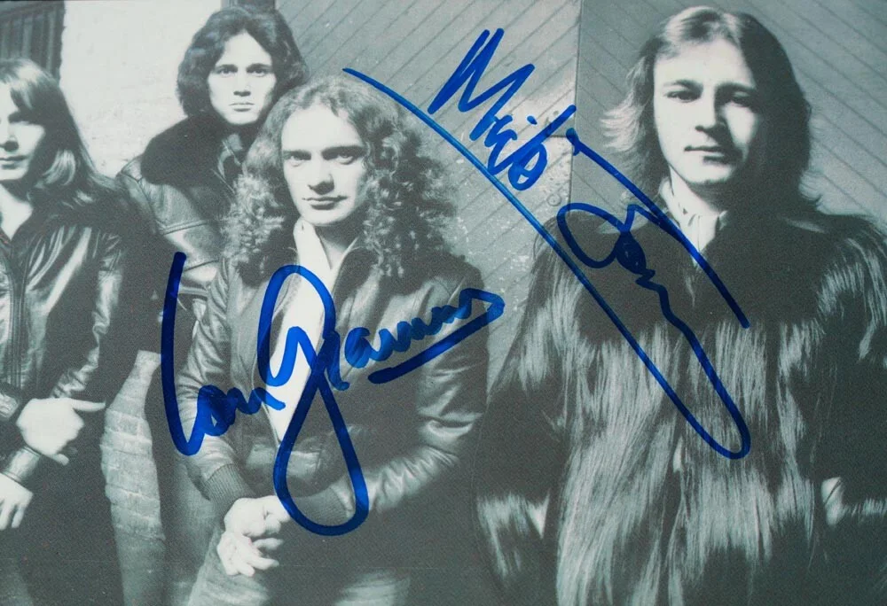 MICK JONES, LOU GRAMM — Mick Jones & Lou Gramm signed FOREIGNER "DOUBLE VISION" Vinyl Album JSA COA, image 5