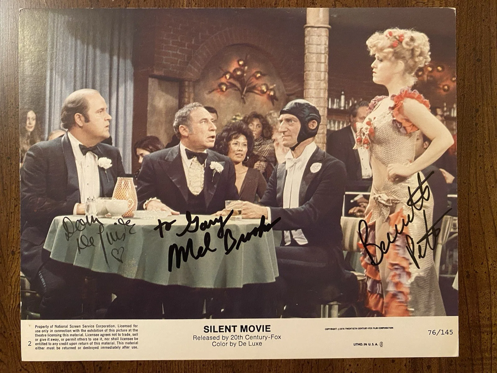 Mel Brooks, Dom Deluise, Bernadette Peters — Silent Movie Cast Signed Photo With COA Mel Brooks Bernadette Peters Dom Deluise