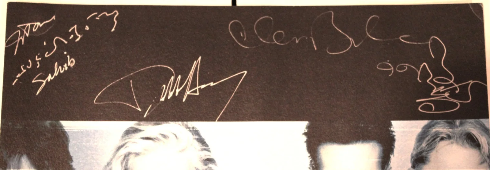 Blondie Signed 14 x 14 Promotion - Beckett Authenticated, image 2