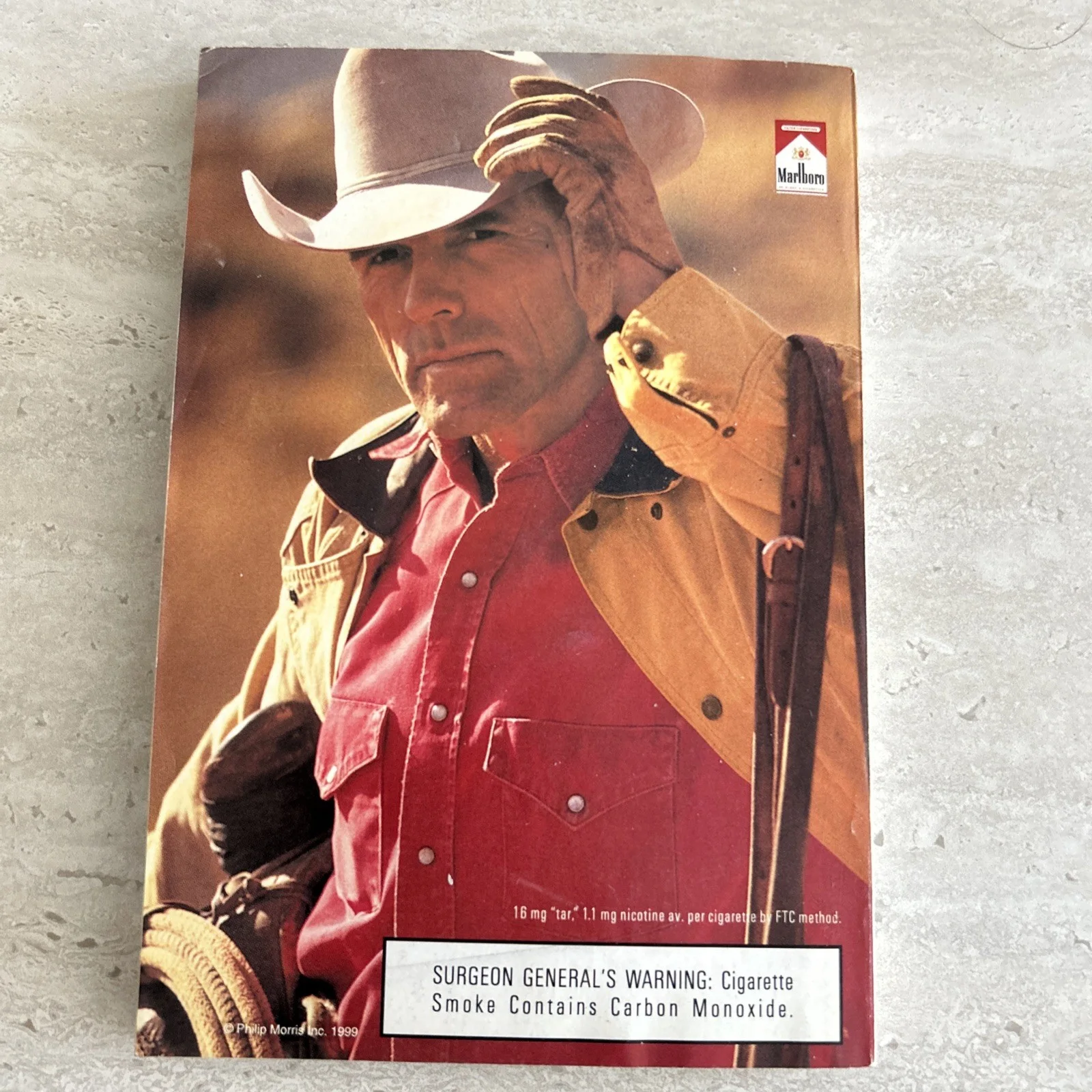 PIERCE BROSNAN — PIERCE BROSNAN Signed TV GUIDE 1999 Magazine JSA-COA, image 5