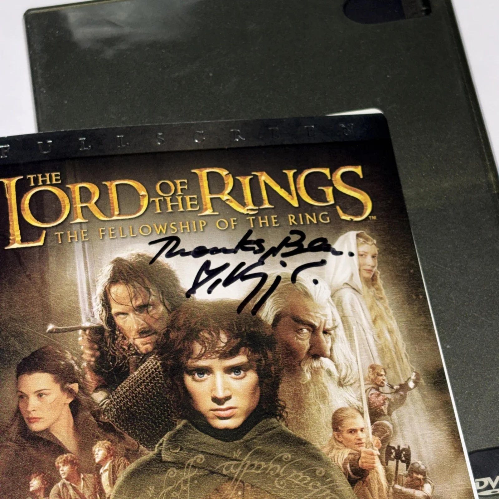 Viggo Mortensen — SIGNED Viggo Mortensen Lord of the Rings Fellowship DVD Autographed, image 2