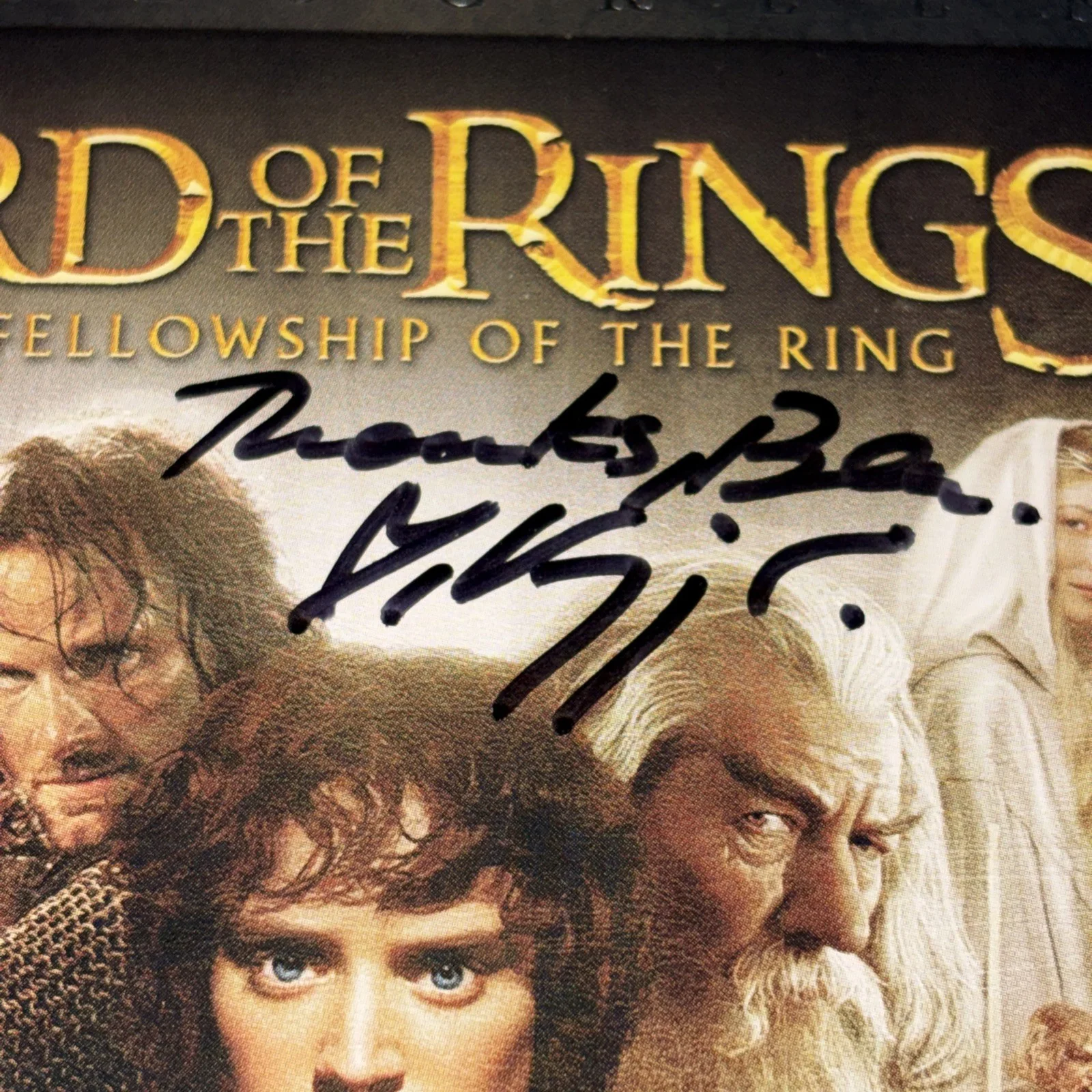 Viggo Mortensen — SIGNED Viggo Mortensen Lord of the Rings Fellowship DVD Autographed, image 3