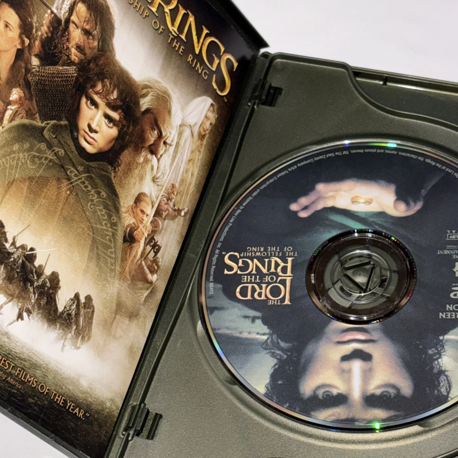 Viggo Mortensen — SIGNED Viggo Mortensen Lord of the Rings Fellowship DVD Autographed, image 4