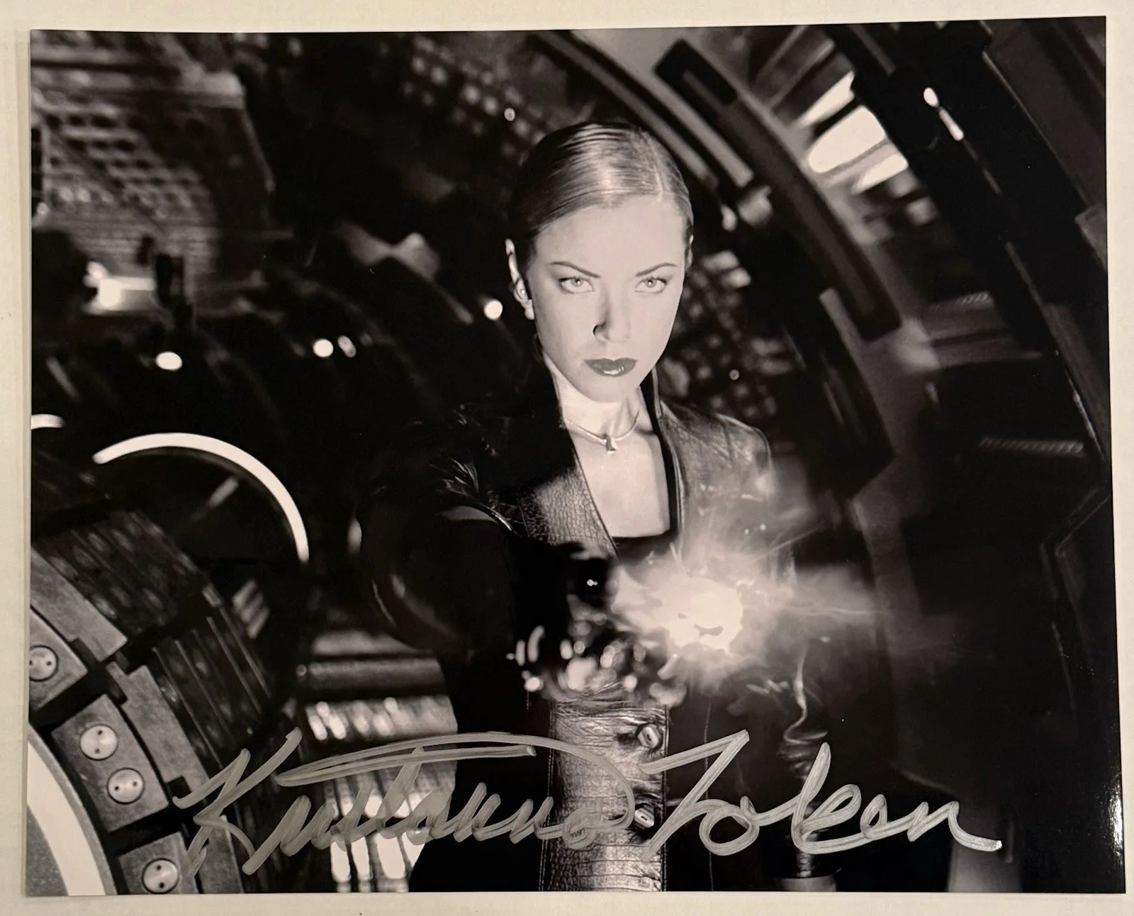 KRISTANA LOKEN — Kristana Loken Autograph Signed 8X10 photo, TERMINATOR 3