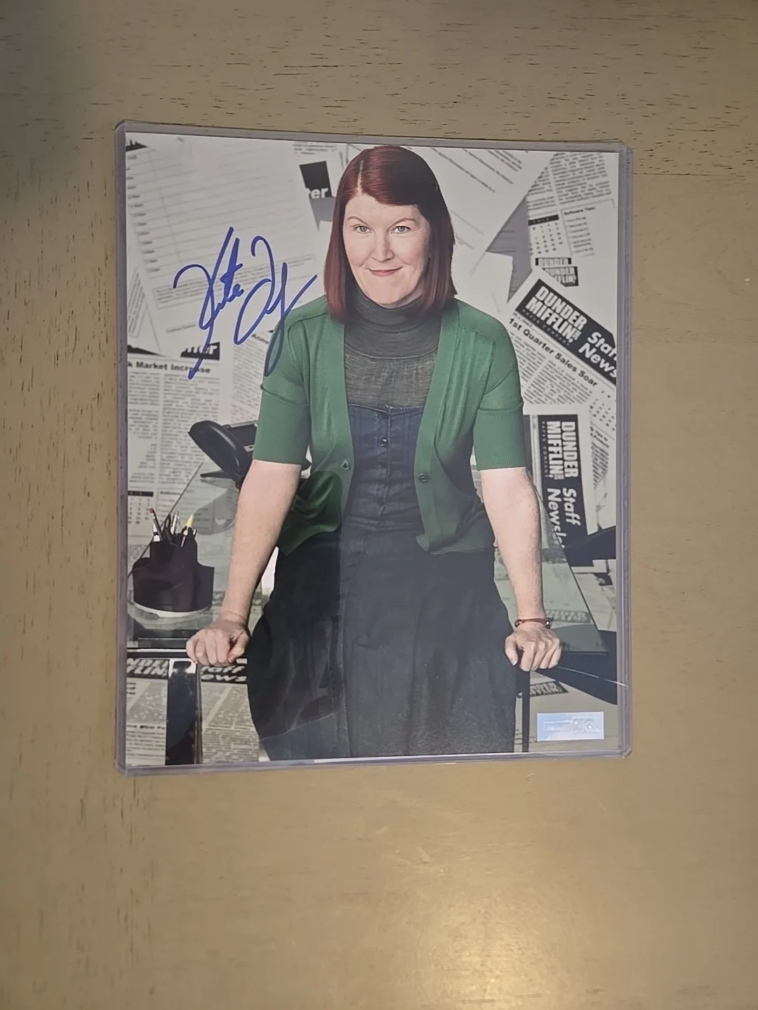 "The Office" actress Kate Flannery signed 8x10 photo with a FanExpo HQ COA, изображение 2