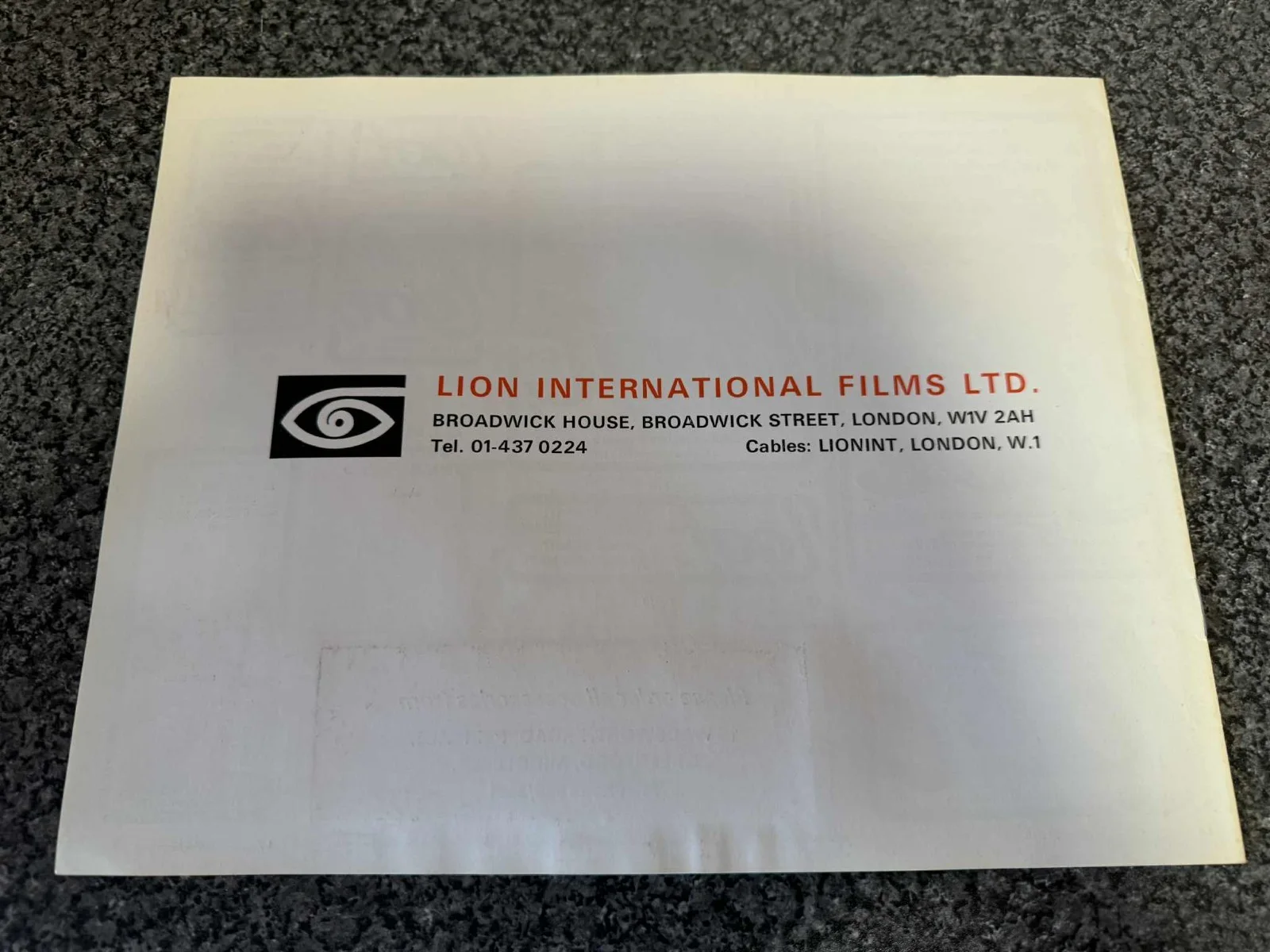 LOOT - Richard Attenborough Lee Remick Original Campaign Booklet Joe Orton 1970, изображение 2