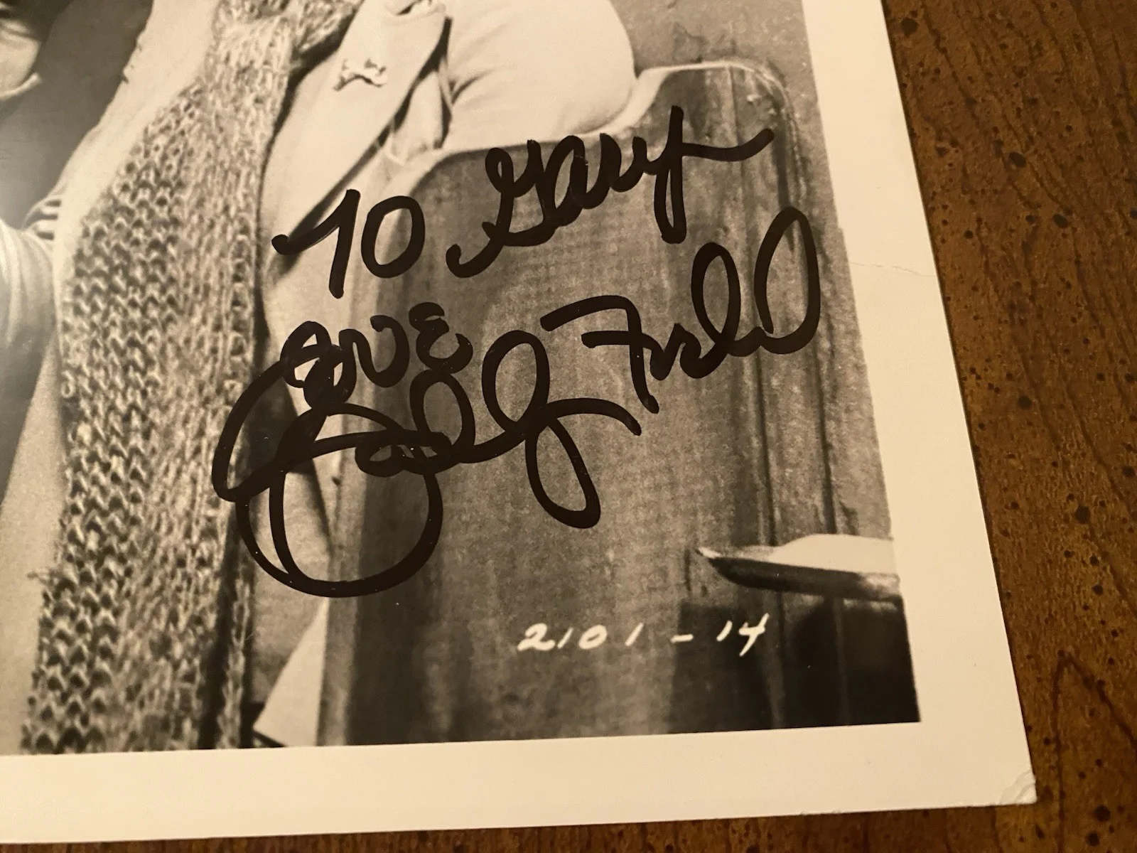 Henry Winkler, Sally Field — Henry Winkler Sally Field Signed Autographed Photo With COA Heroes 1977 BY BOTH, image 5