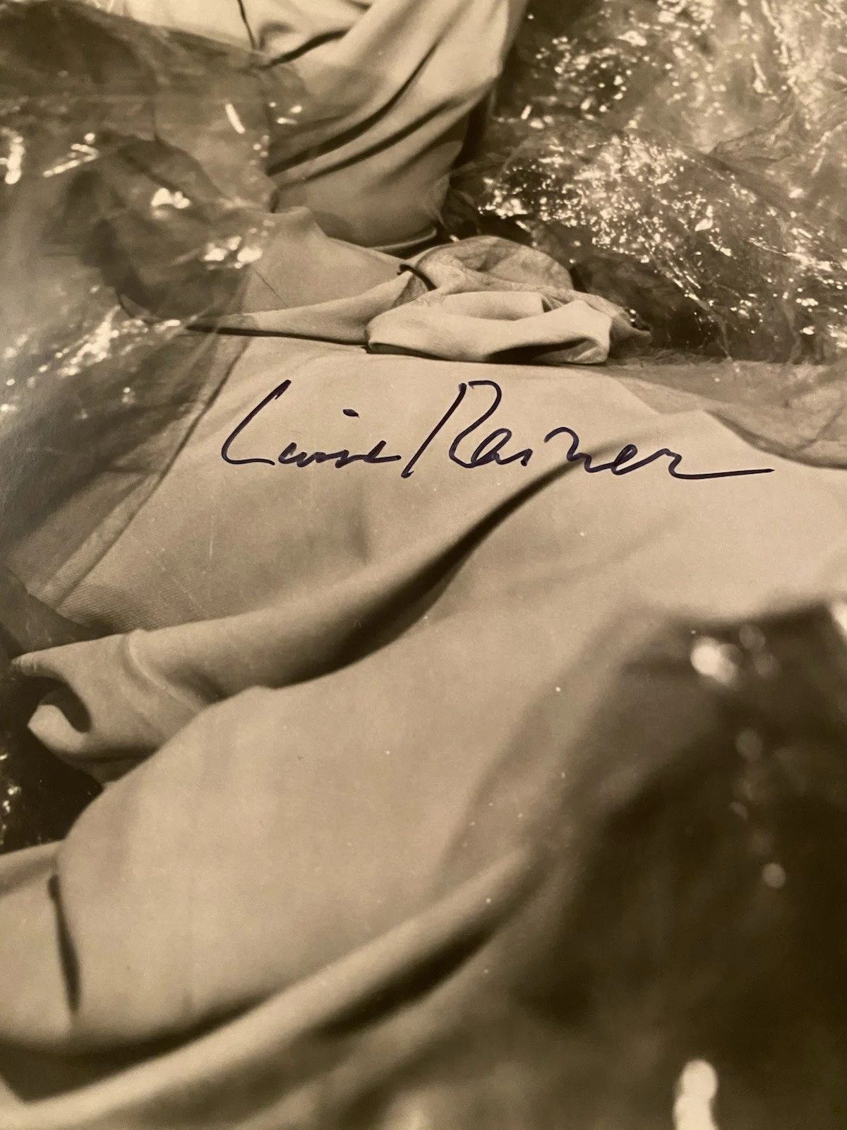 Luise Rainer — Luise Rainer Signed Autographed Photo With COA The Good Earth The Great Ziegfeld, image 3