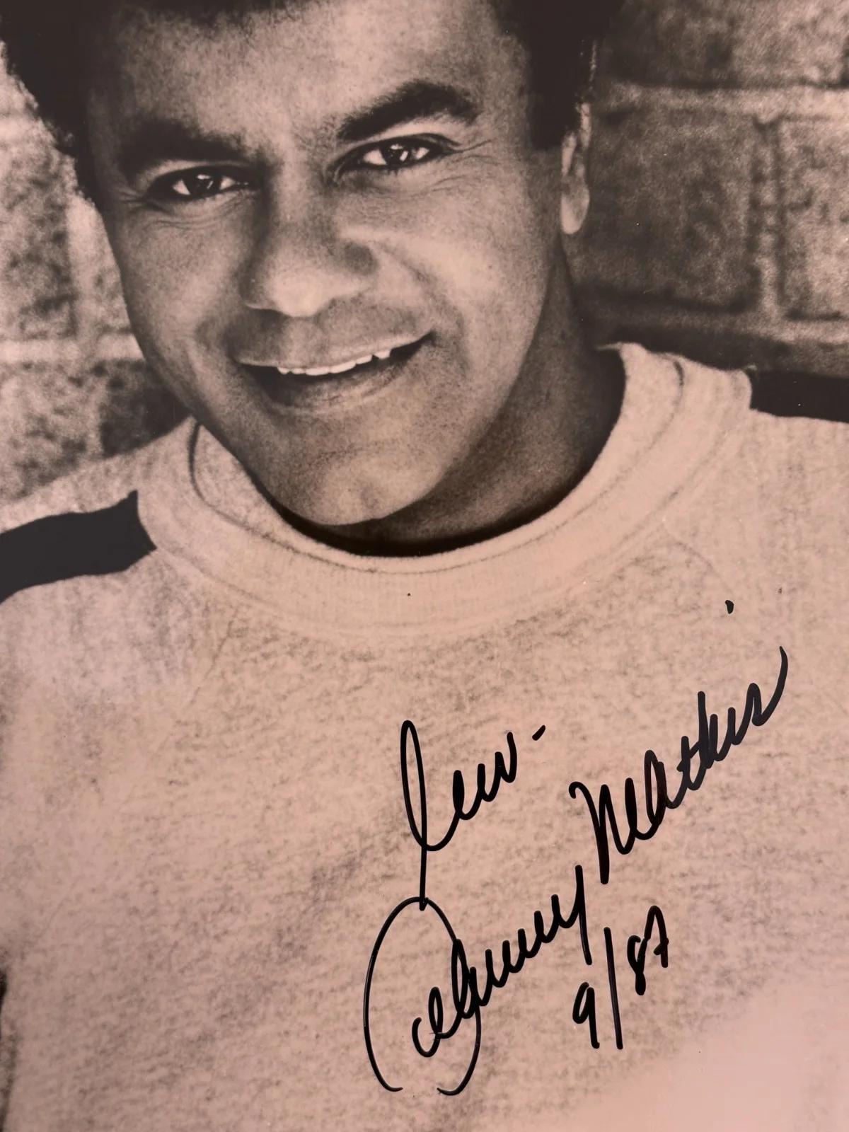 Strikingly Handsome Johnny Mathis Signed and Dated 8x10 Glossy BW Photo + COA, image 2