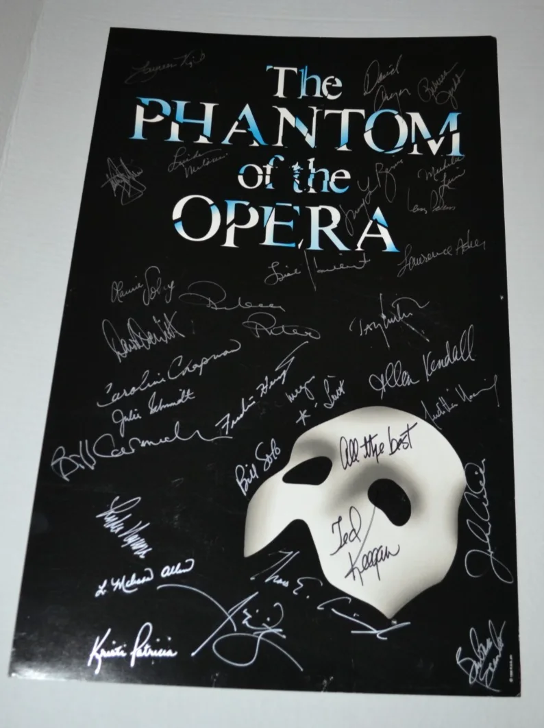 CAST MEMBERS — Vintage The Phantom Of The Opera 30 Singnatures Ted Keegan 14" x 22" Poster, изображение 2