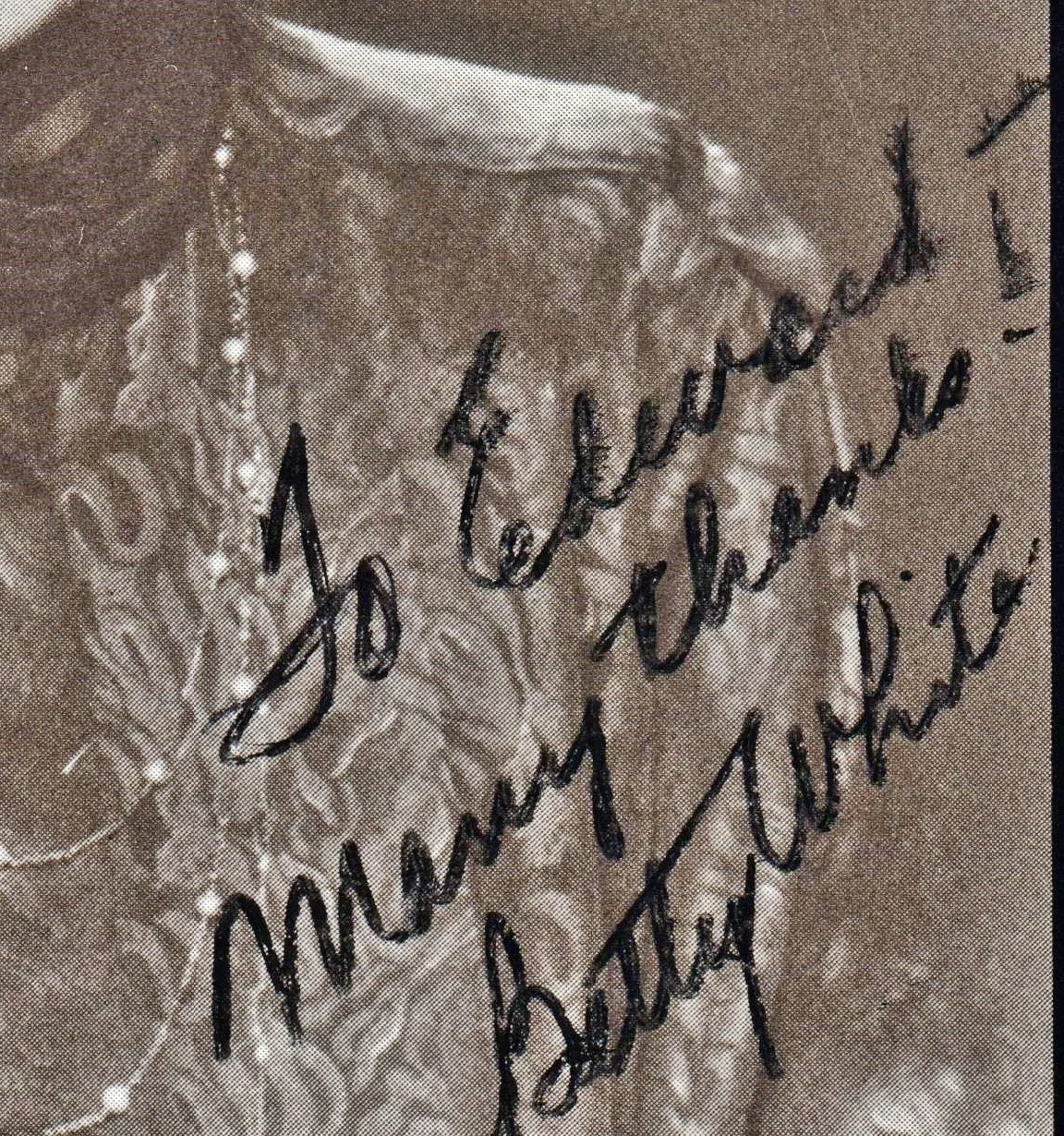 Betty White — BETTY WHITE Signed "To Edward" 5x7 Walk of Fame Star photo card with COA, изображение 2