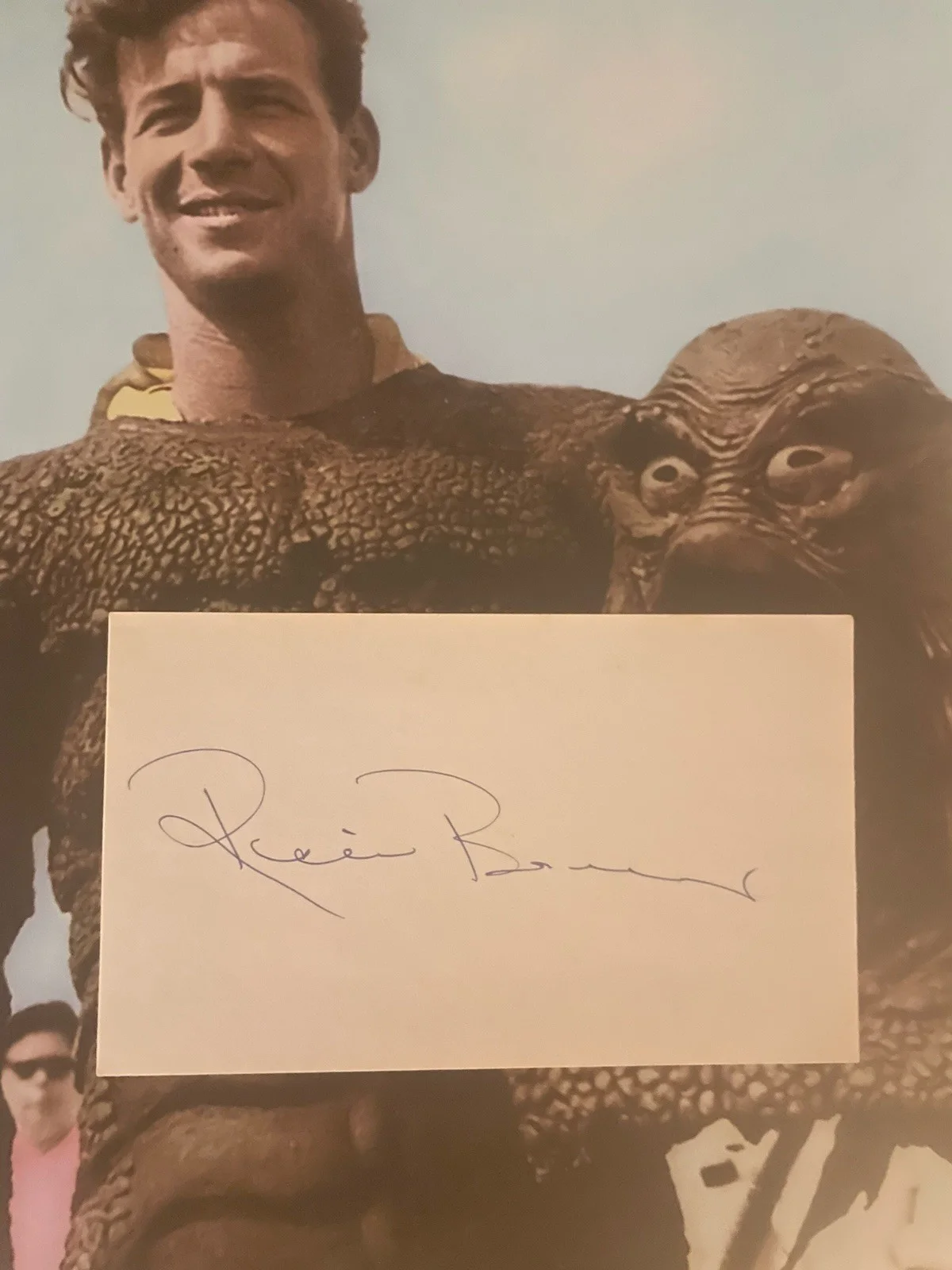 Ricou Browining — Ricou Browning Creature From The Black Lagoon Signed Card W/ Color Photo JSA, image 3