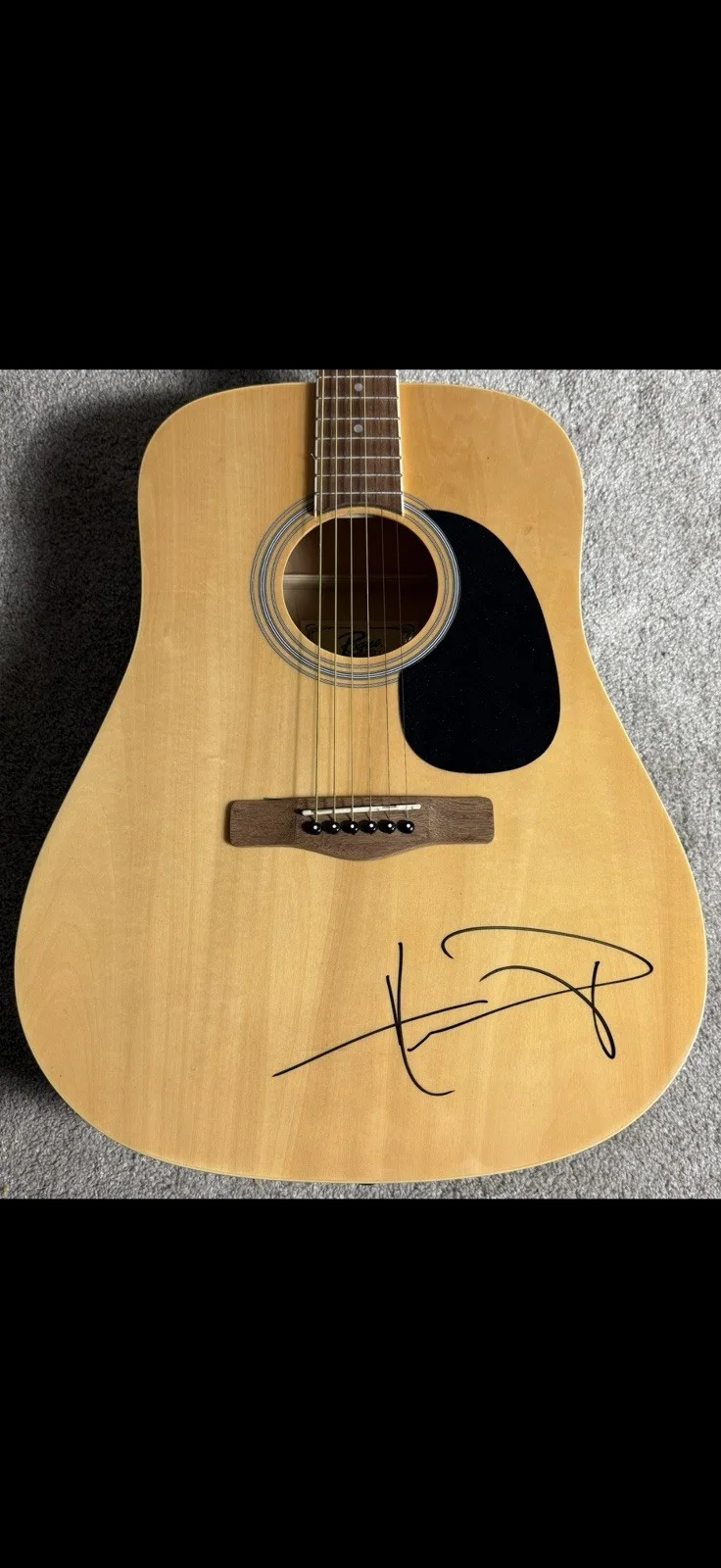 HARDY COUNTRY MUSIC STAR ARTIST SIGNED AUTOGRAPHED ACOUSTIC GUITAR, изображение 2