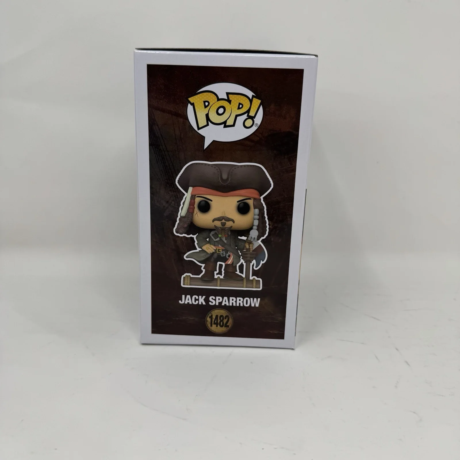 Johnny Depp — Johnny Depp Signed Jack Sparrow Funko Pop Pirates of the Caribbean #1482 Beckett, изображение 5