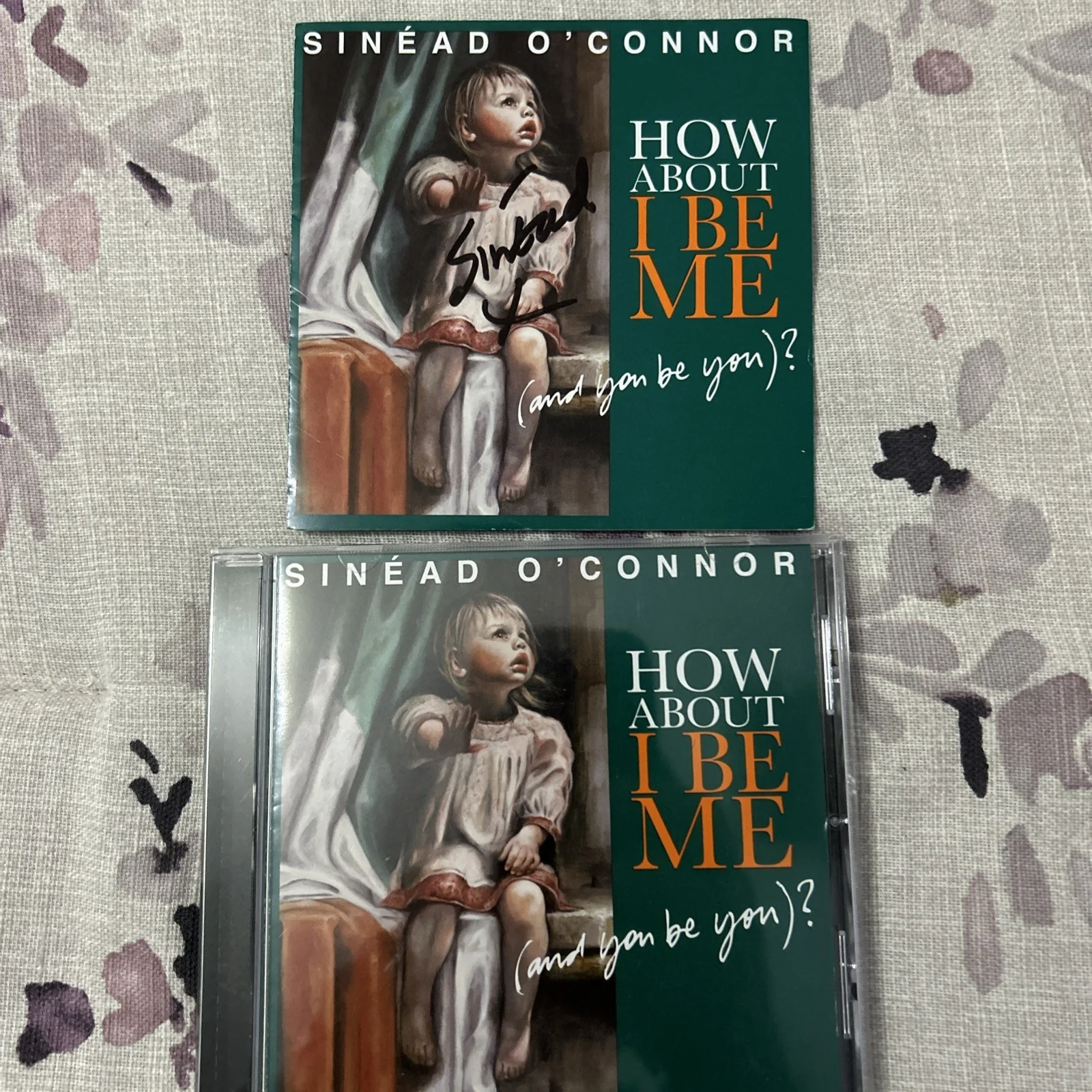 Signed Sinéad O’Connor CD insert and CD, How About I Be Me (And You Be You)?, изображение 2