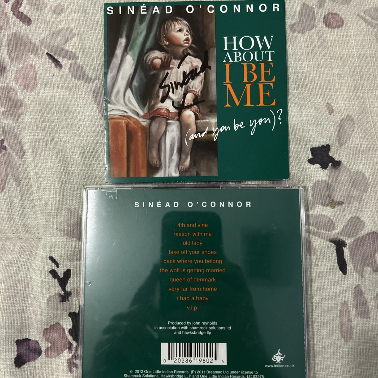 Signed Sinéad O’Connor CD insert and CD, How About I Be Me (And You Be You)?, изображение 3