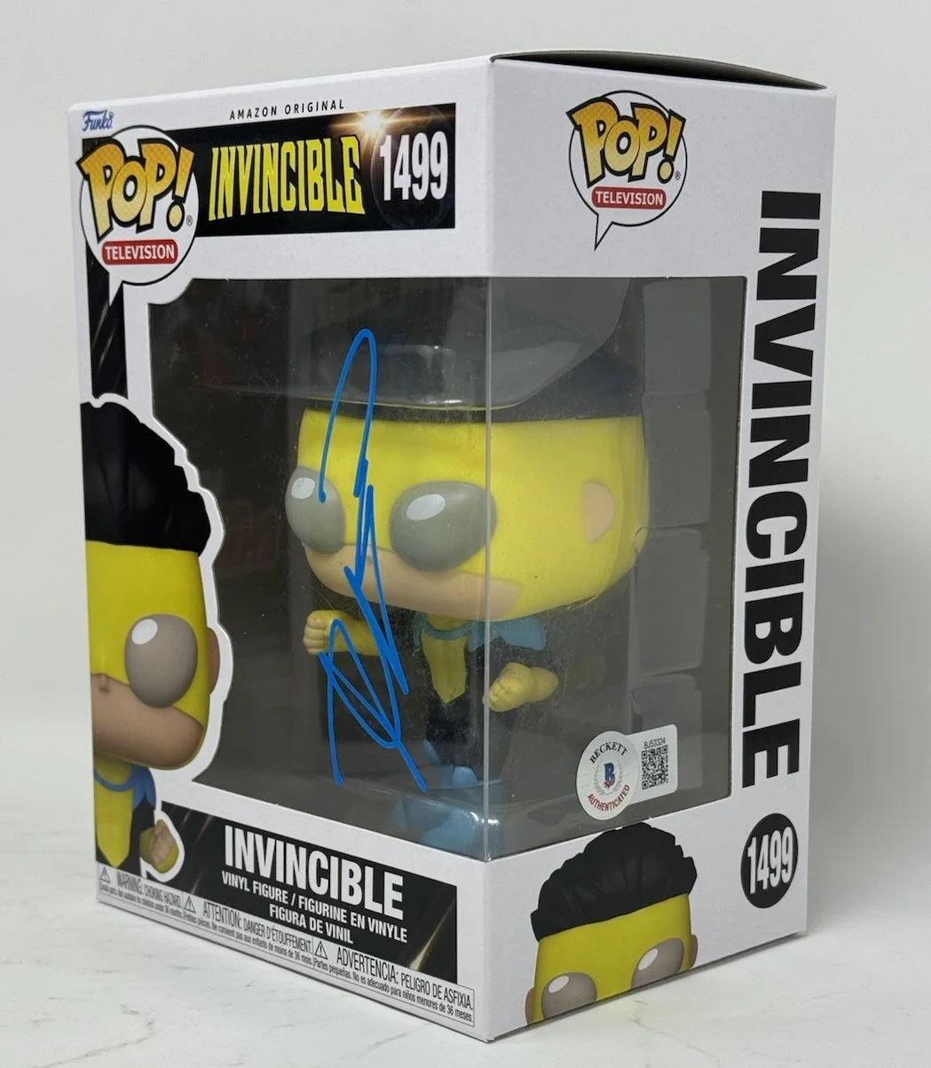 Robert Kirkman — Robert Kirkman Invincible Signed Autograph Invincible Funko Pop 1499 Beckett COA, изображение 3