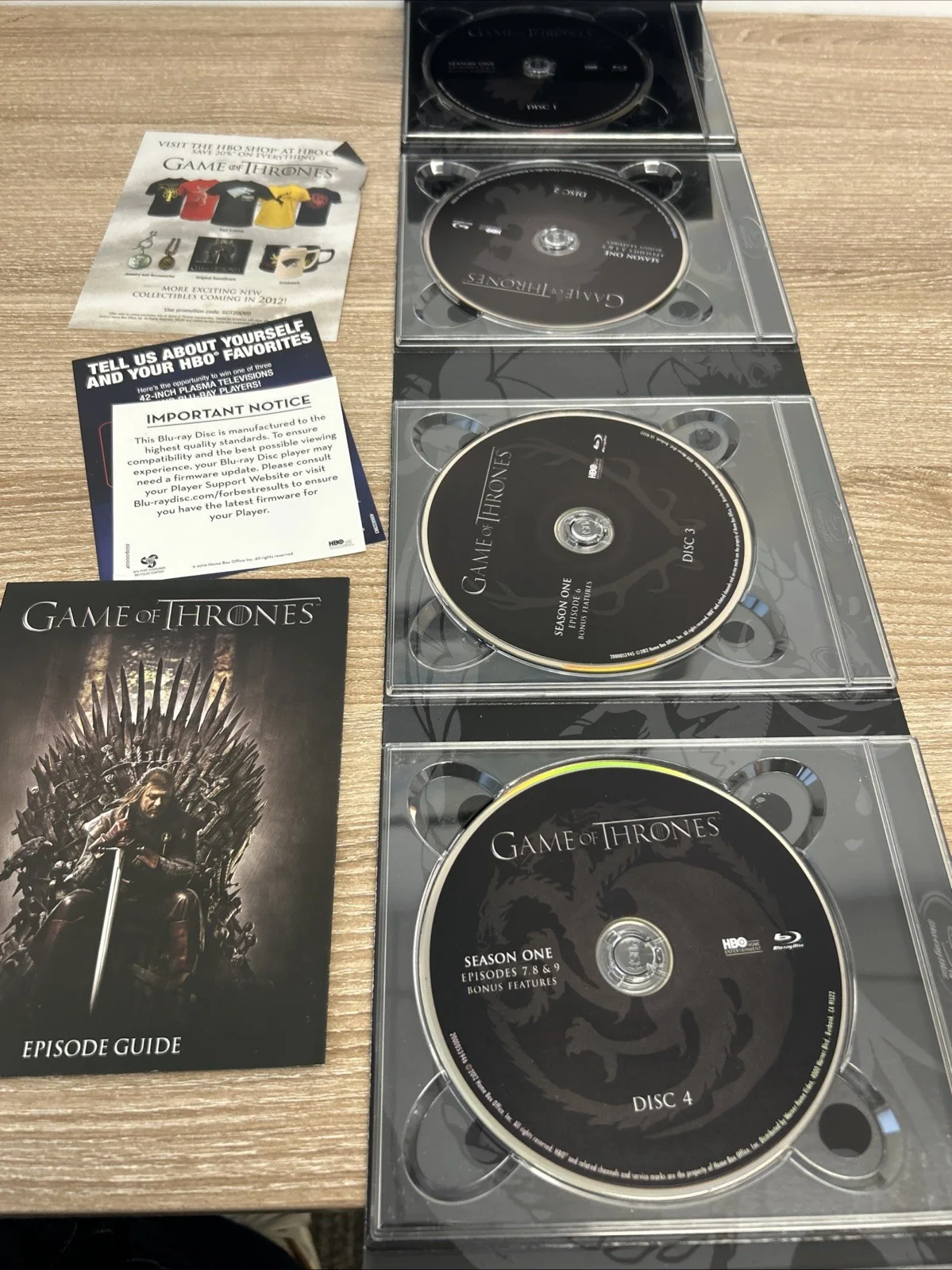 David Benioff, D.B. Weiss — Authentic GAME OF THRONES Benioff Weiss Signed First Season DVD Box Set HBO, изображение 4