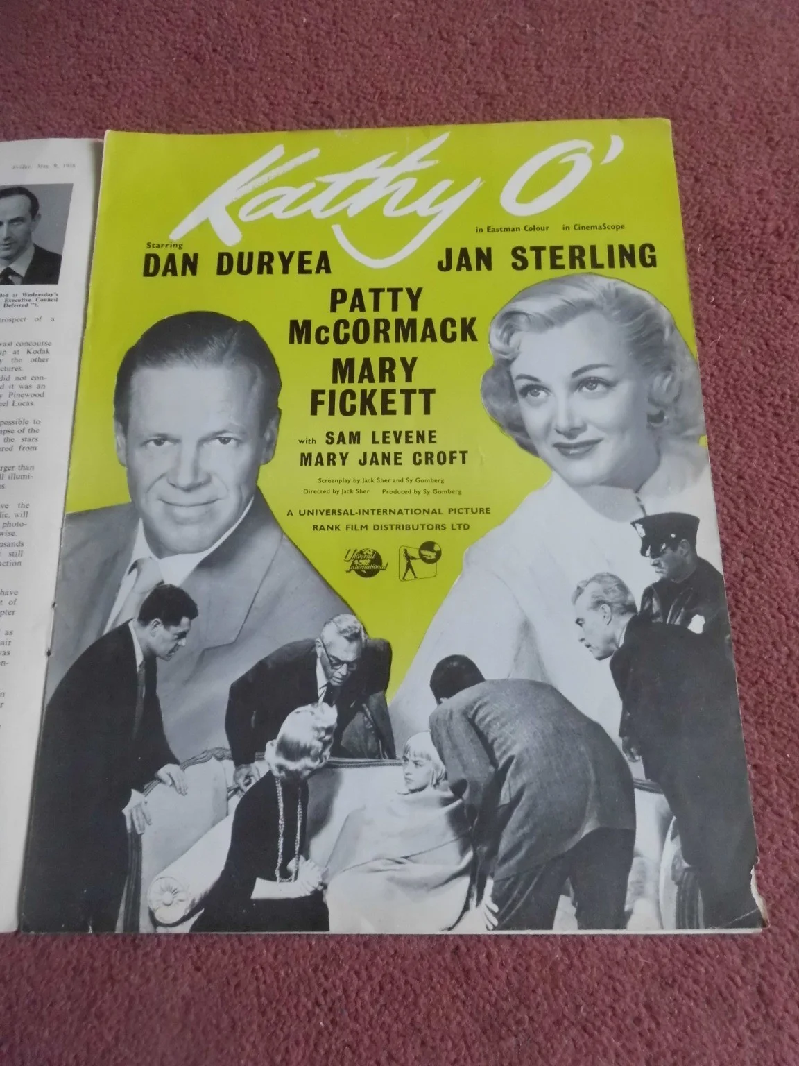 HAMMER FILM, JAN STERLING in 1958 UK trade mag DAILY CINEMA, изображение 2