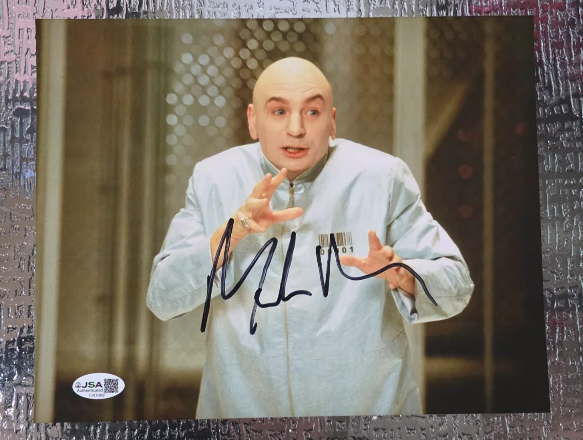 MIKE MYERS — Mike Myers signed "AUSTIN POWERS" 8x10 Photo dr evil JSA COA Rare