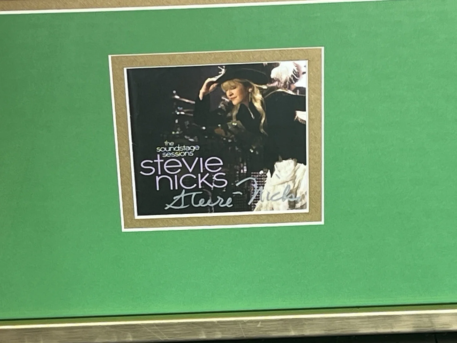 Fleetwood Mac Signed Framed 26”X20” 5X JSA Letters Nicks 2X McVies Buck Mick !!, изображение 2
