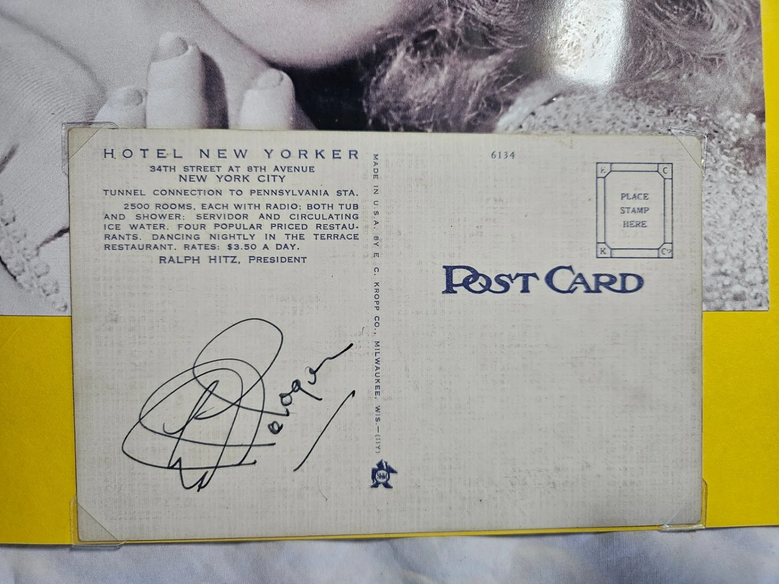 Vintage Ginger Rogers Autograph Postcard Hotel New Yorker Postcard, изображение 2